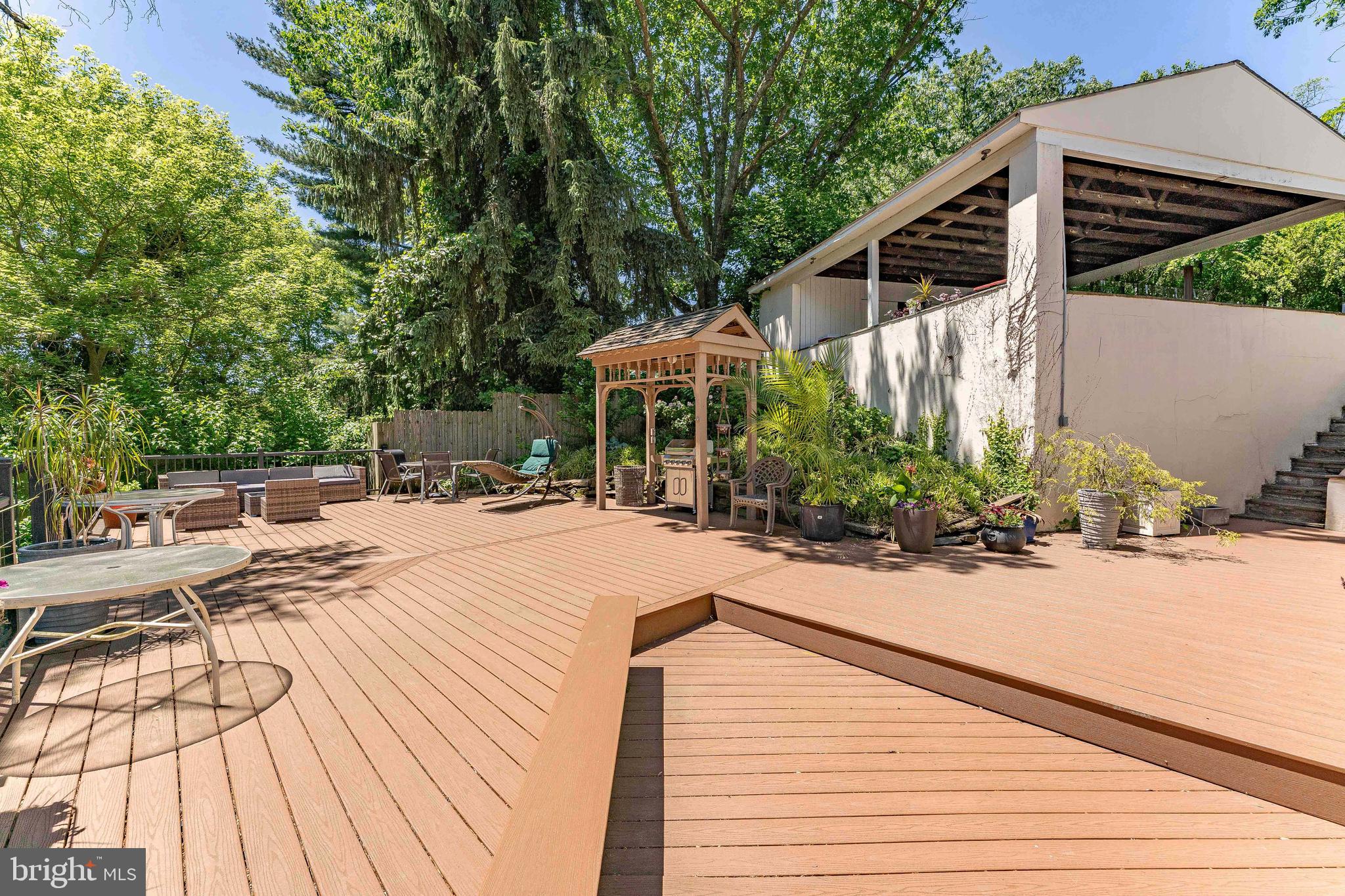OAK HILL - Residential