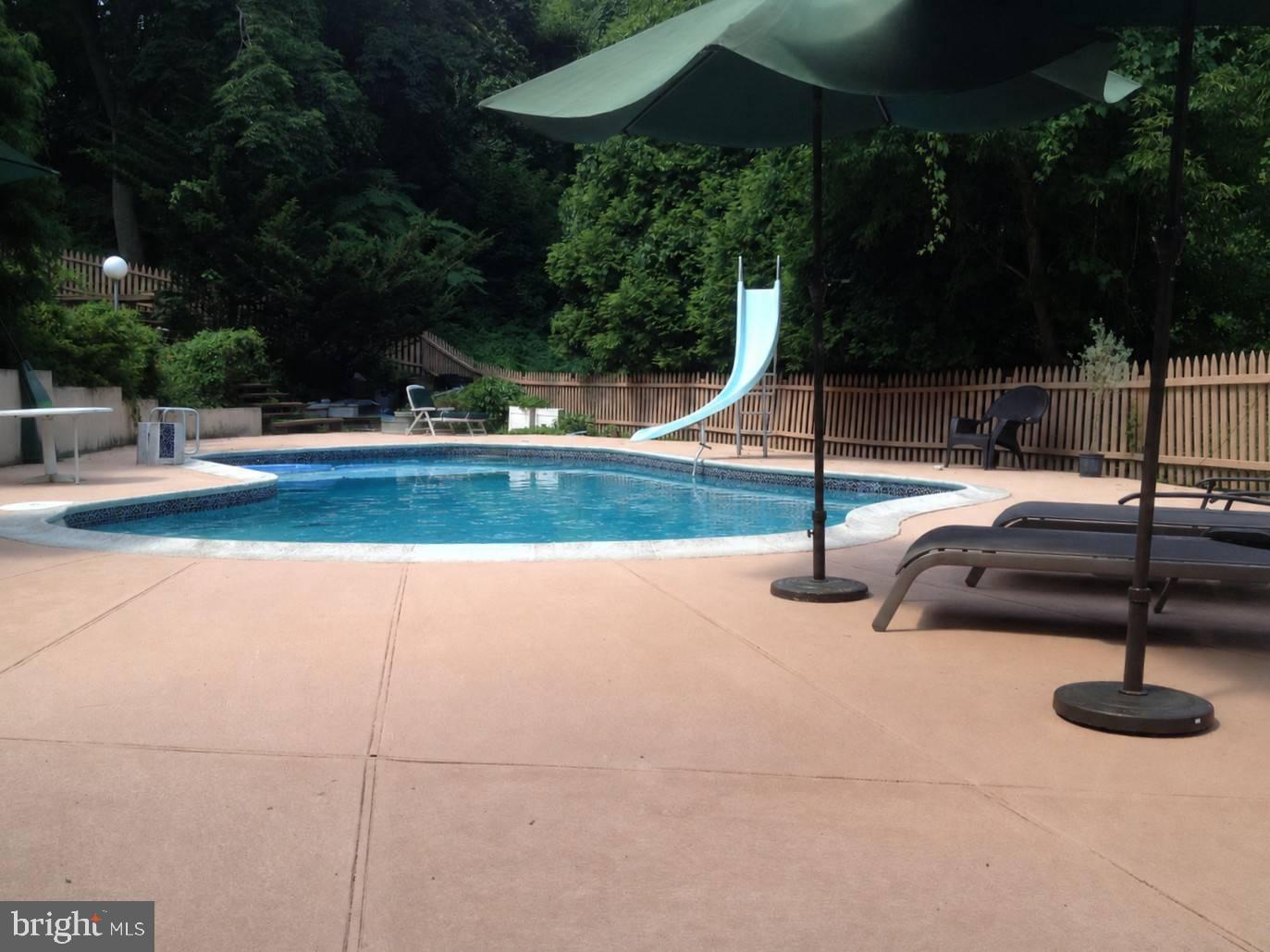 OAK HILL - Residential