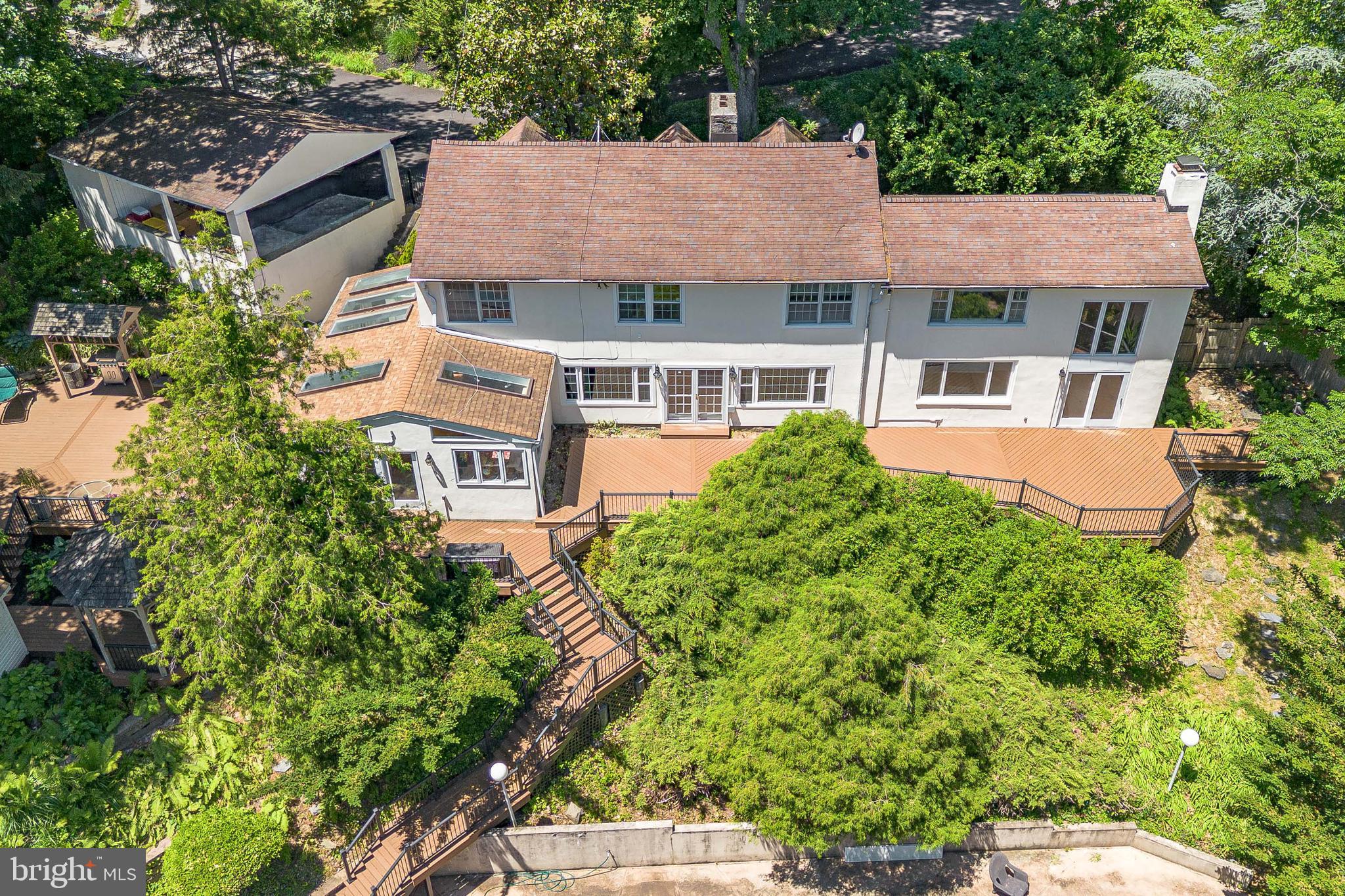 OAK HILL - Residential