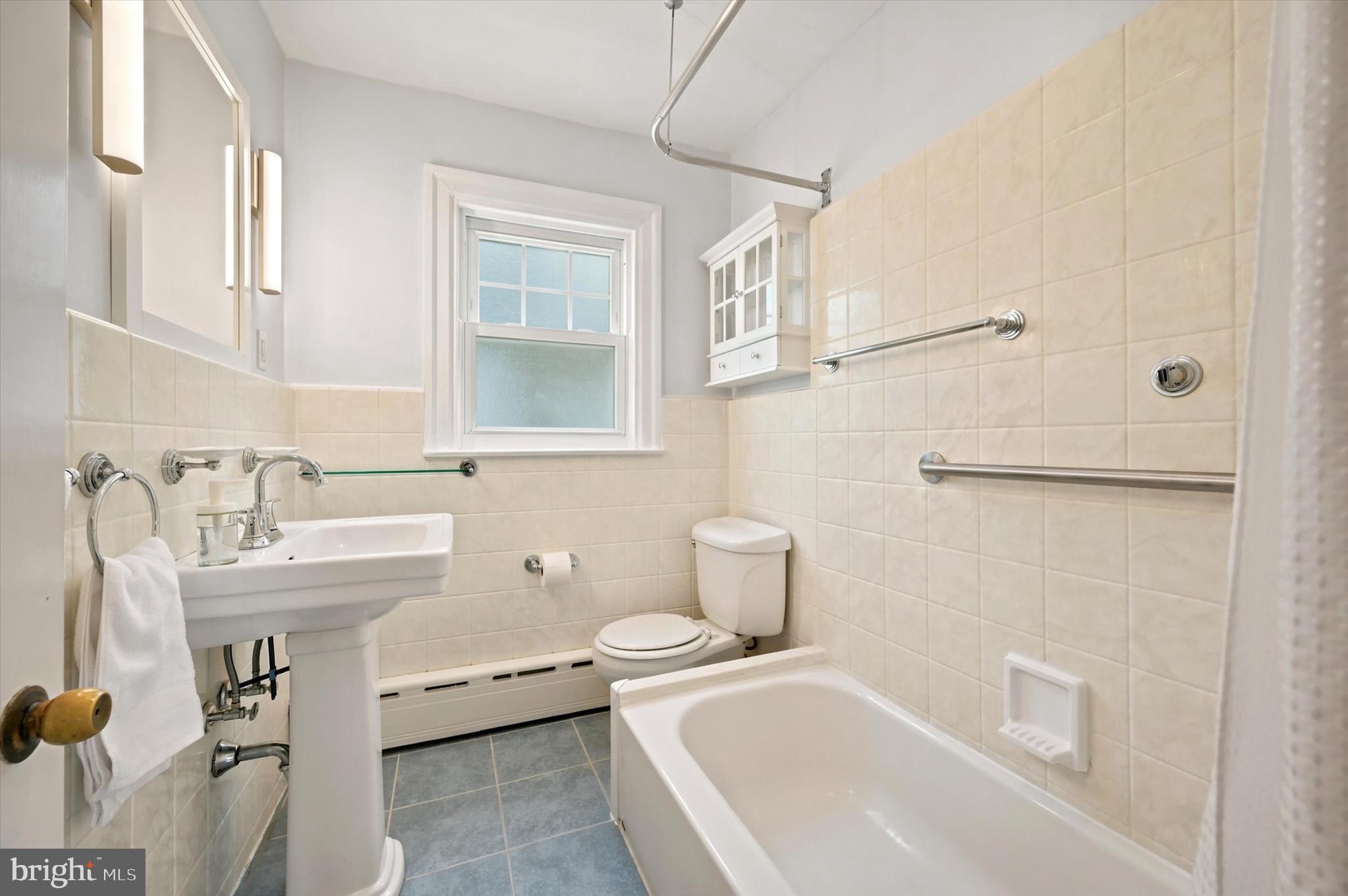 NARBERTH - Residential