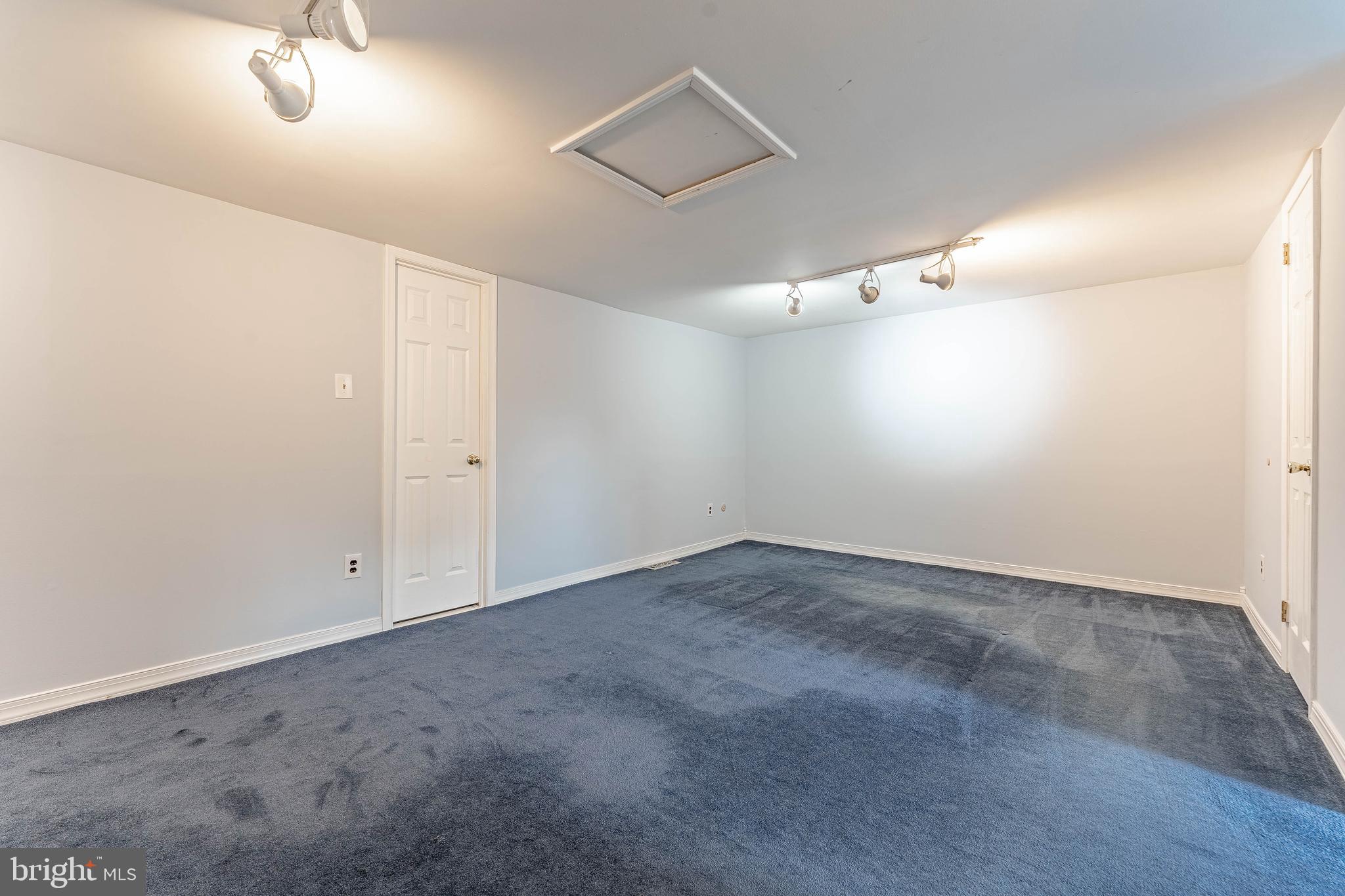 CHESTERBROOK - Residential