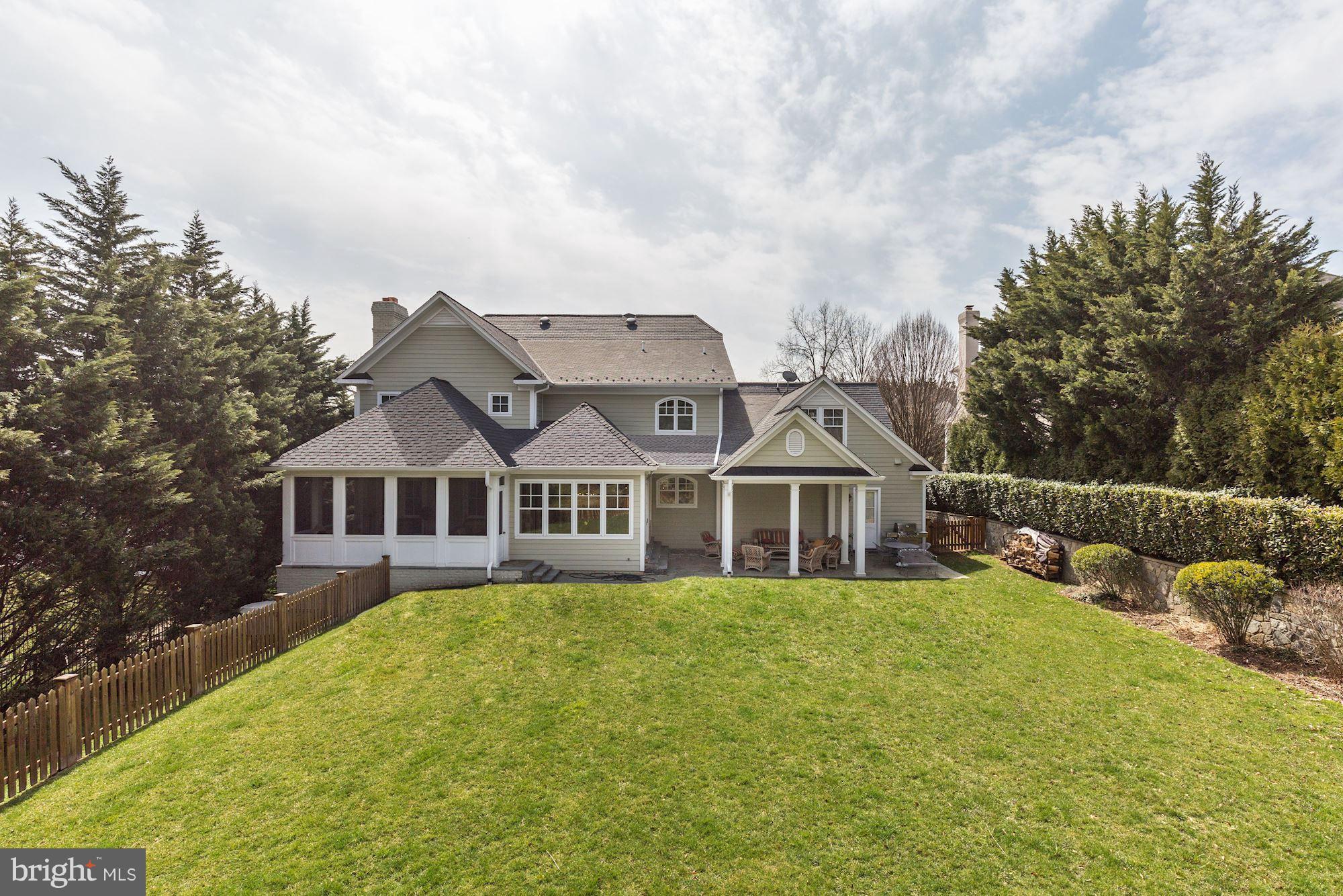 MCAULEY PARK - Residential