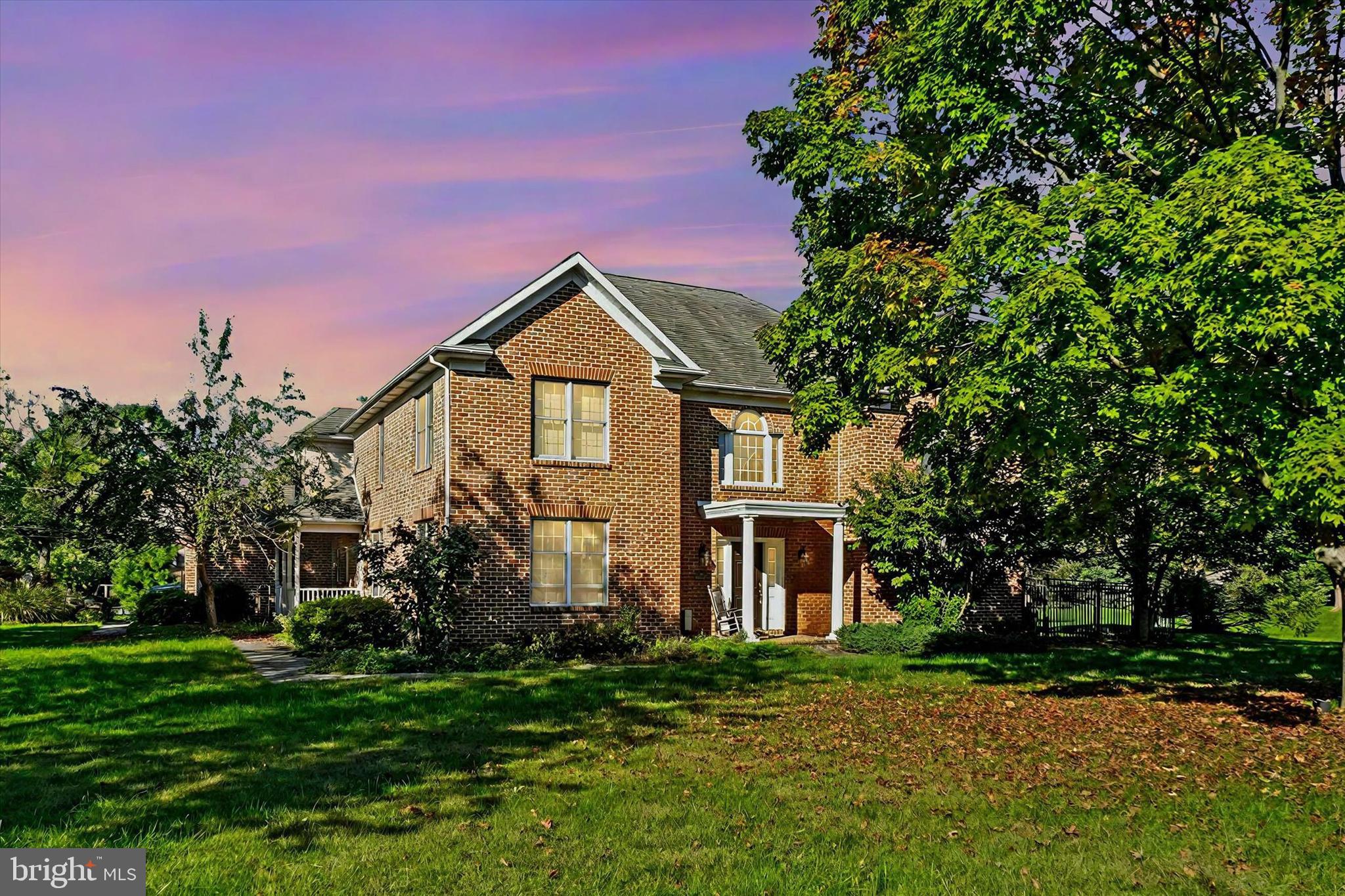 HEPPLEWHITE ESTATES - Residential