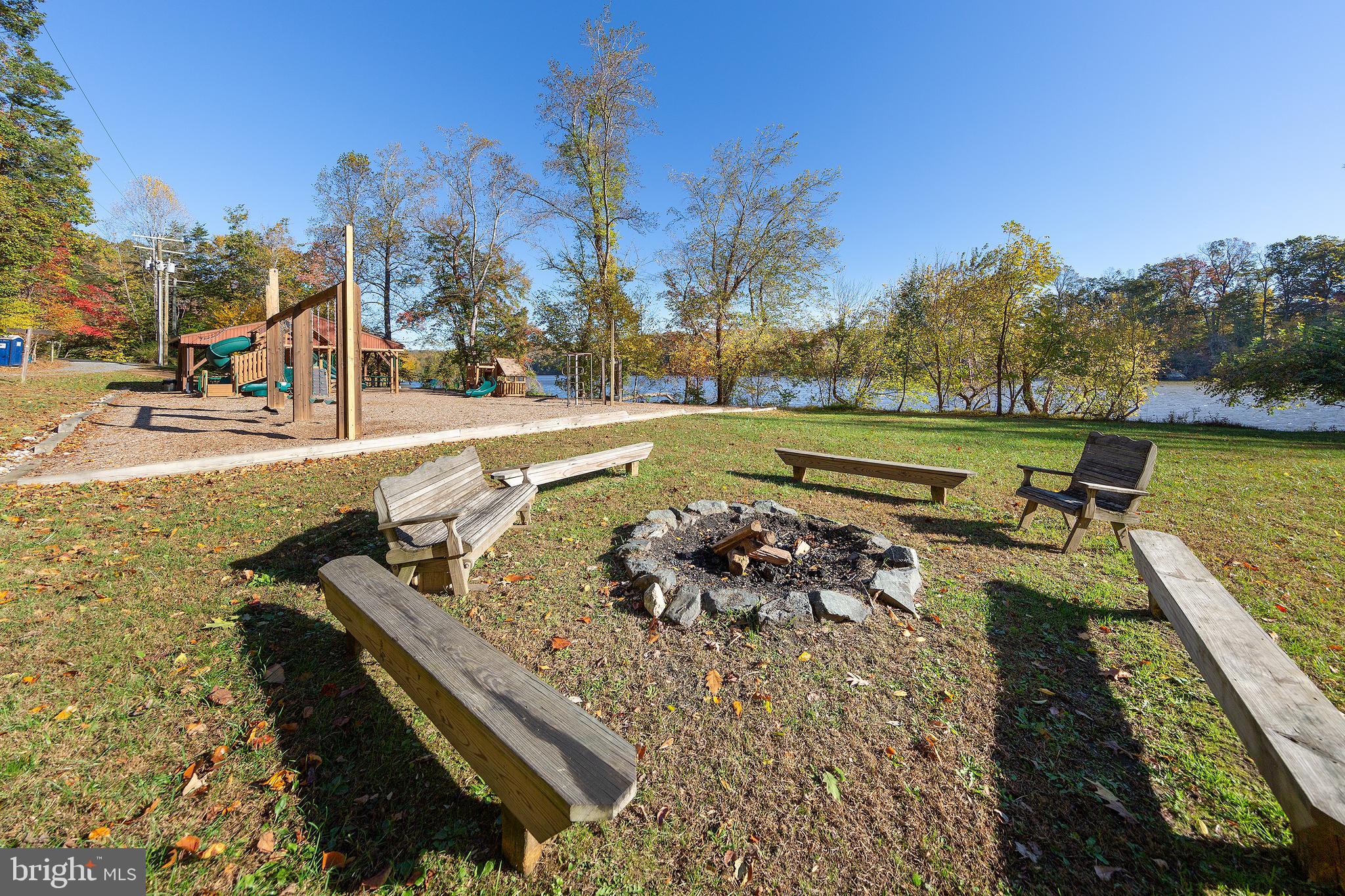OCCOQUAN FOREST - Residential