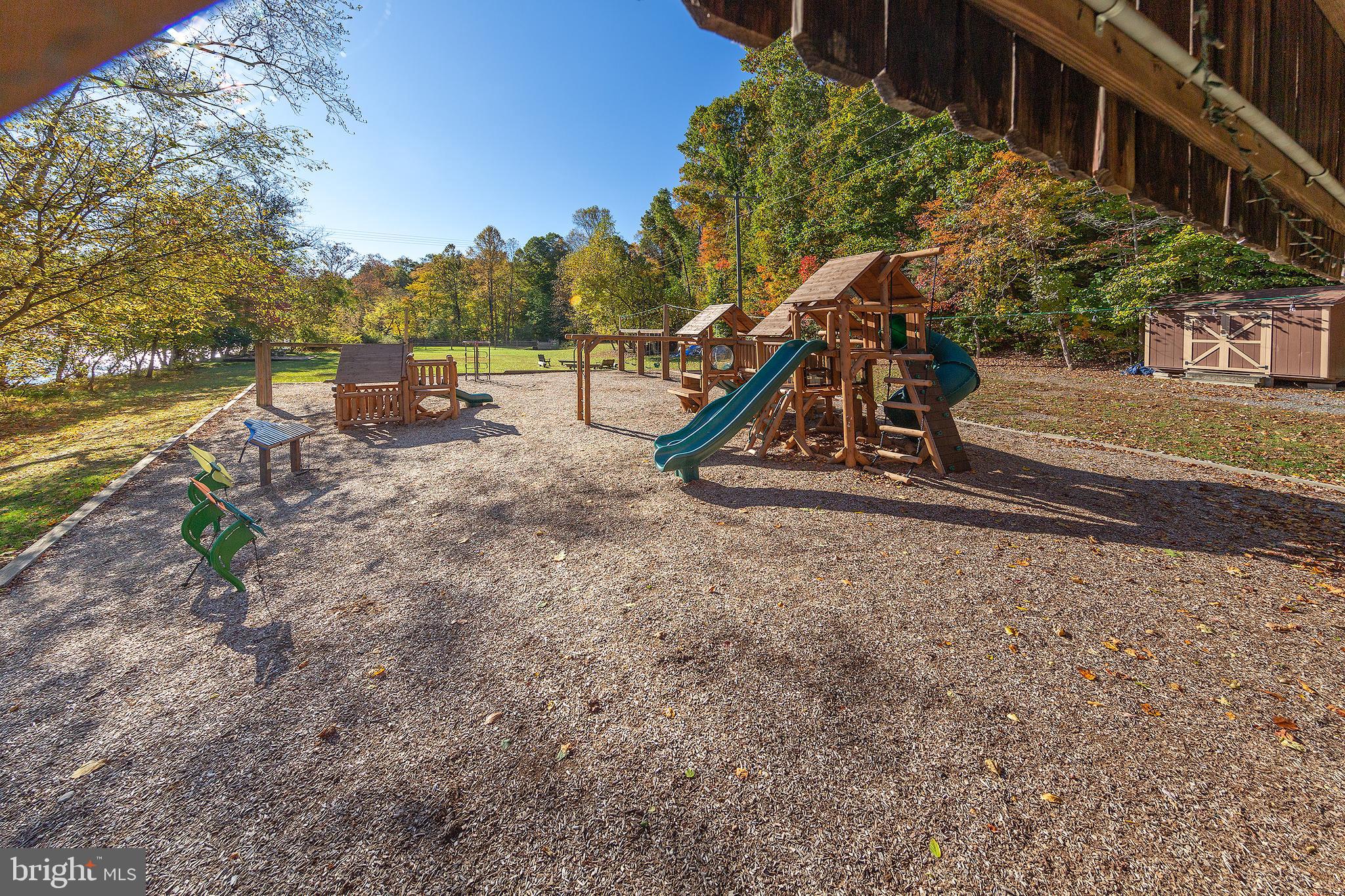 OCCOQUAN FOREST - Residential