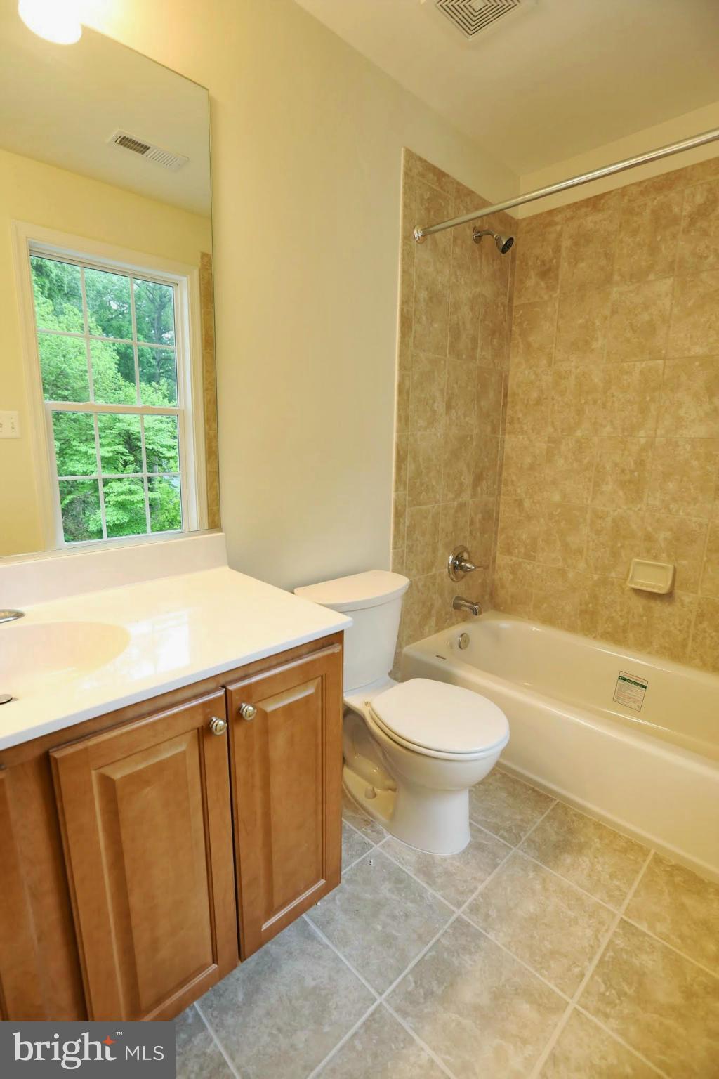 ROXBORO - Residential Lease
