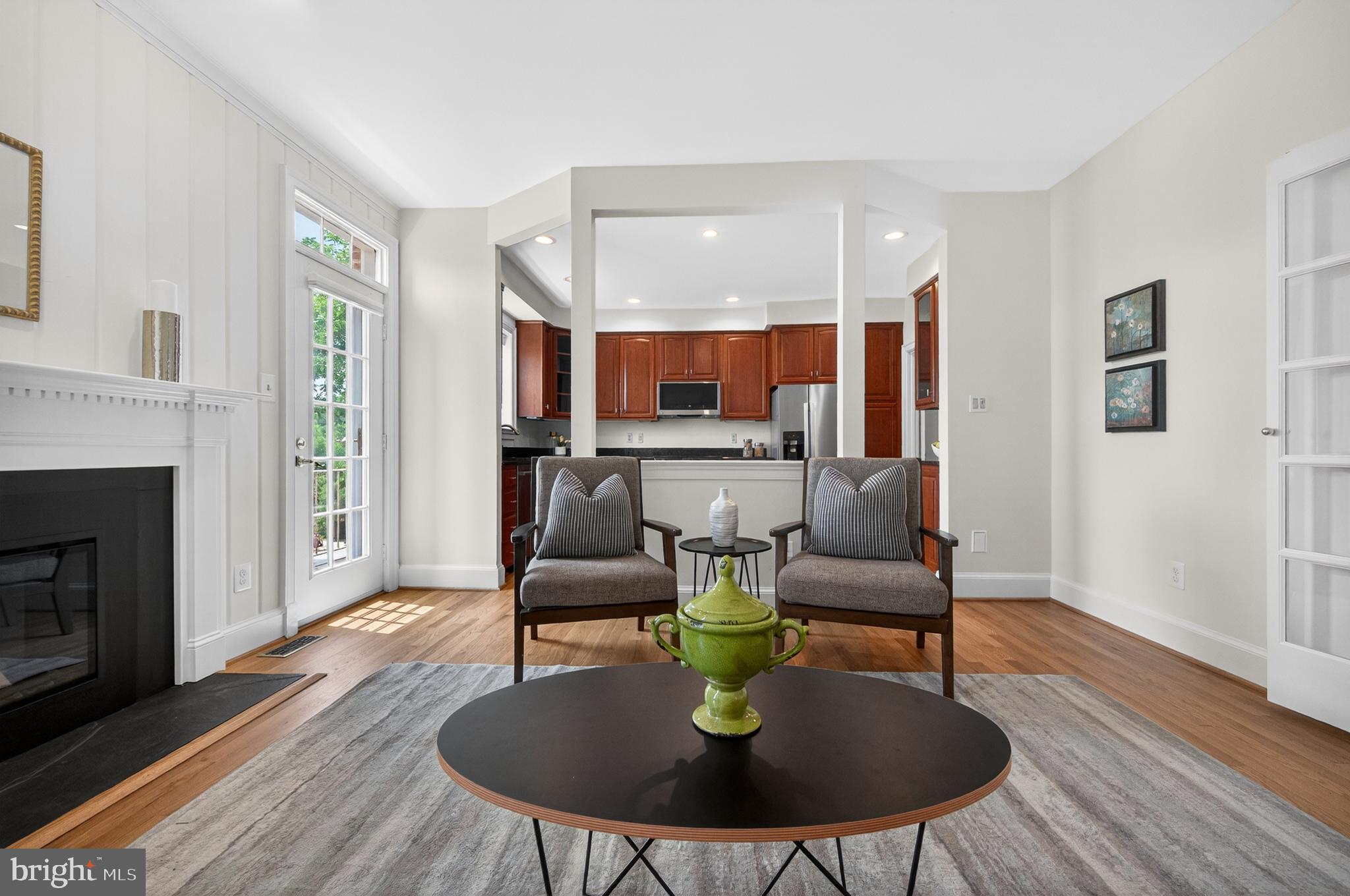 RIVERHILL - Residential