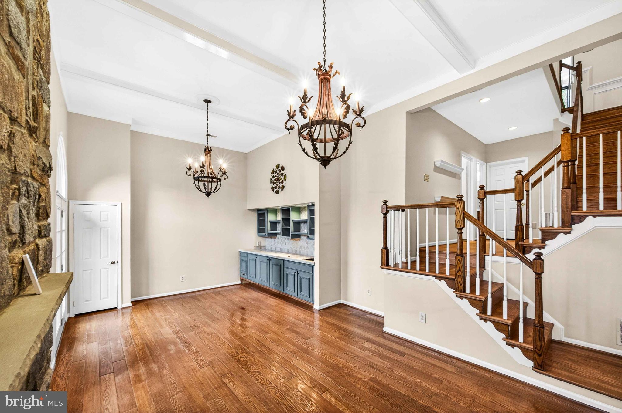 RIVERHILL - Residential