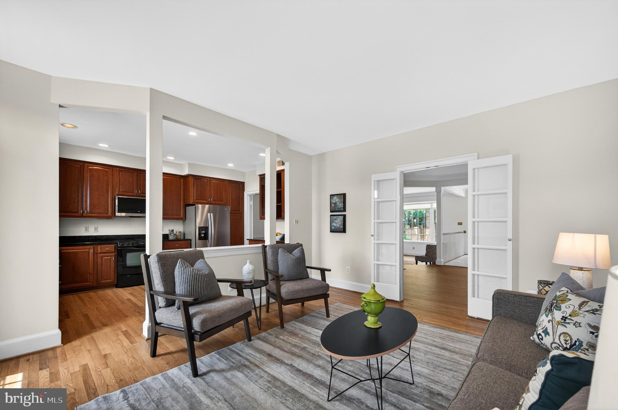 RIVERHILL - Residential