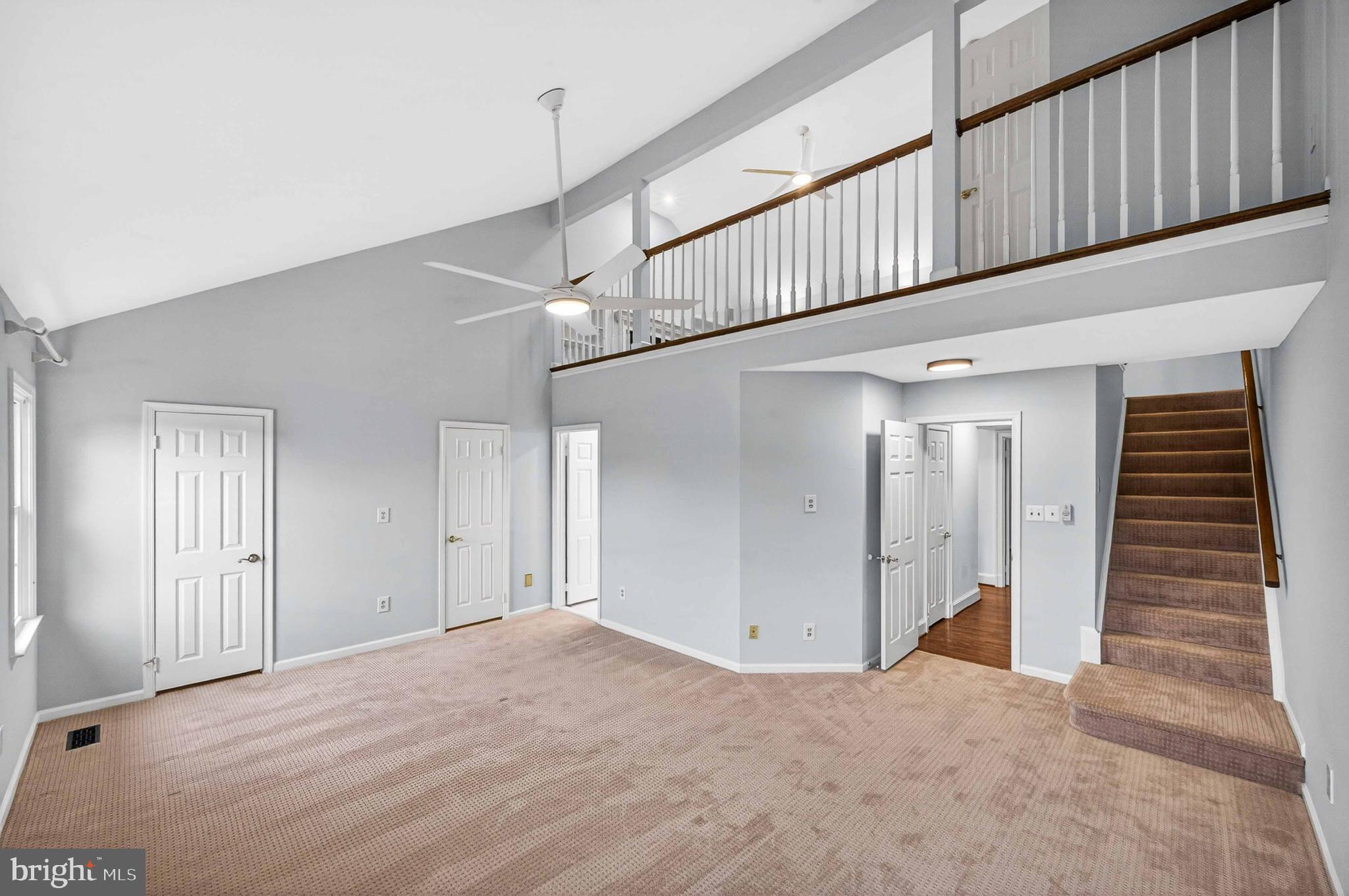 RIVERHILL - Residential