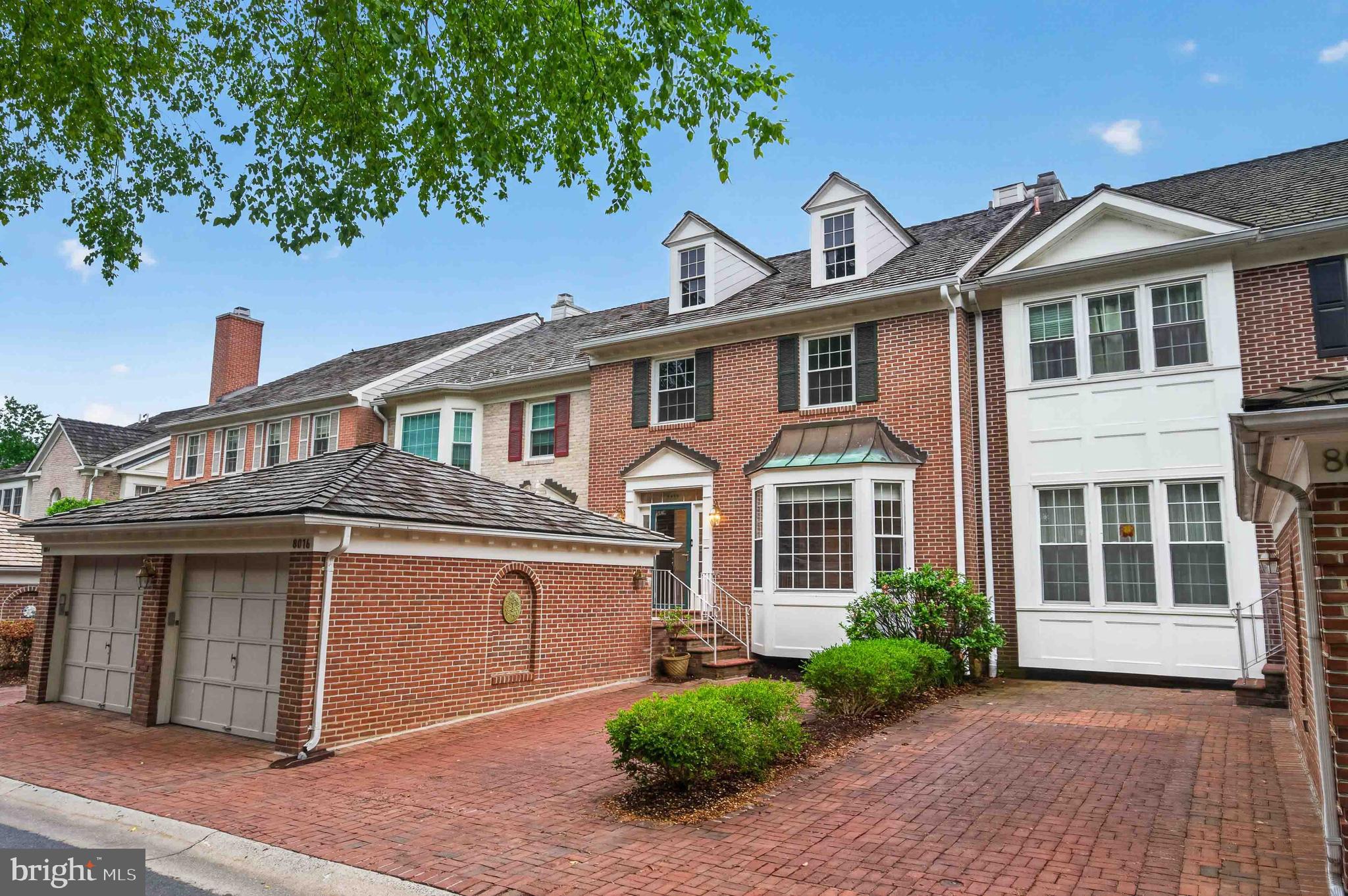 RIVERHILL - Residential