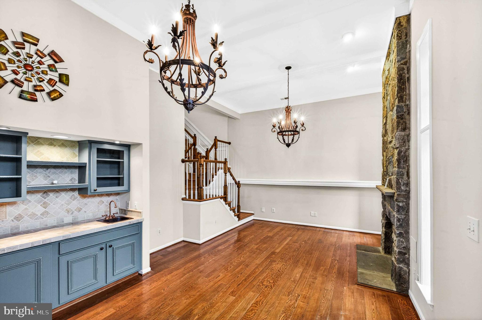 RIVERHILL - Residential