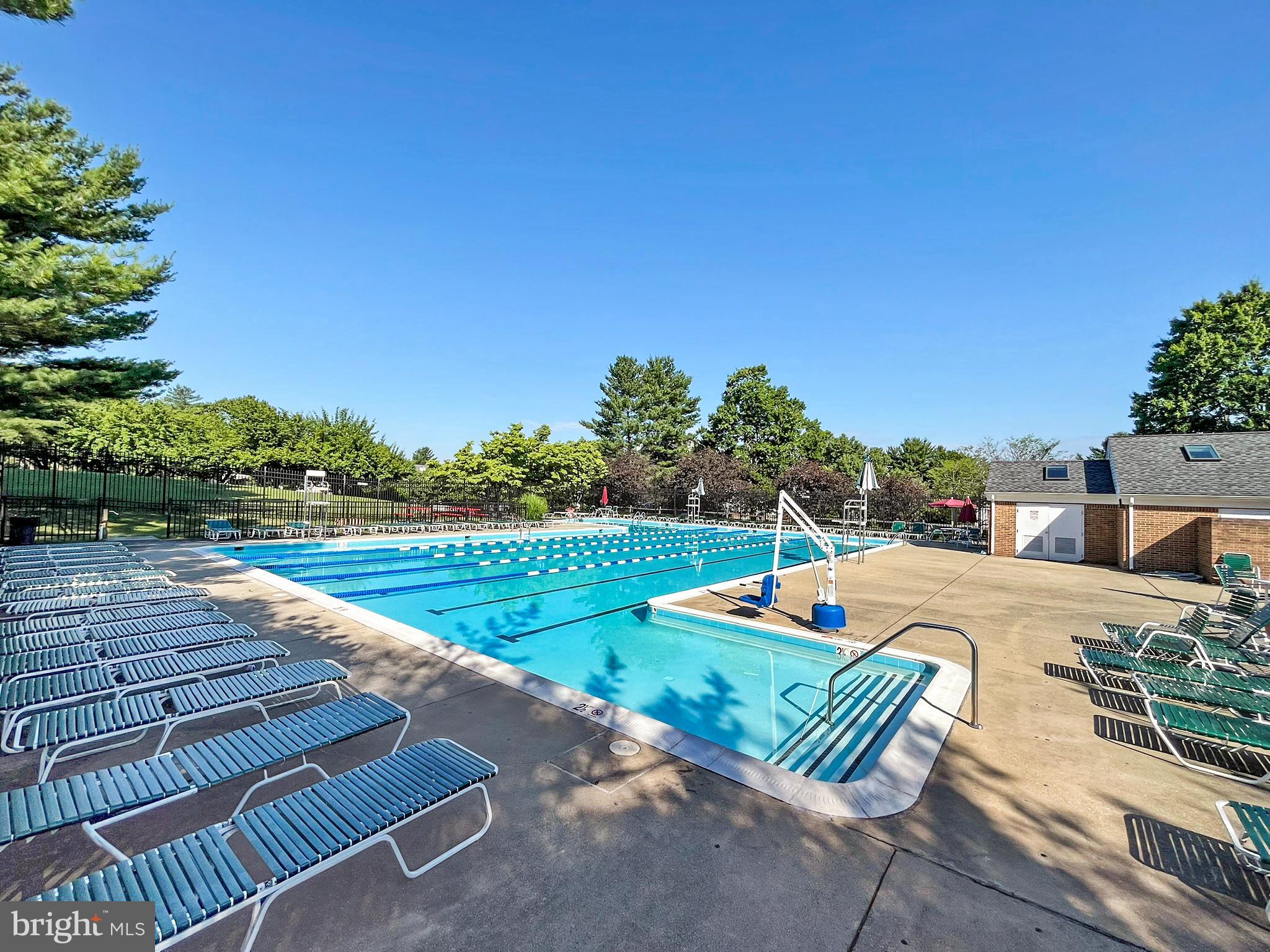 GUNNERS LAKE VILLAGE - Residential