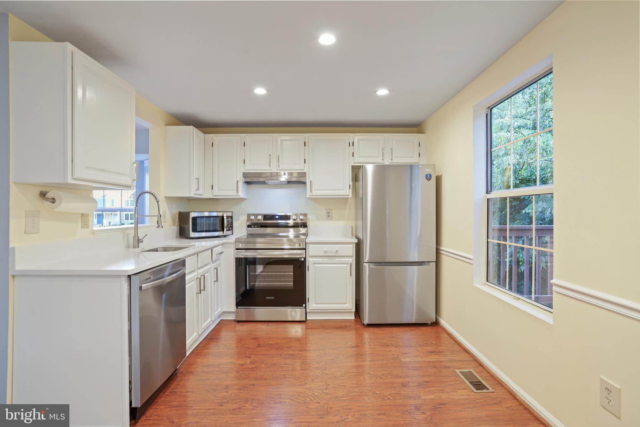 GUNNERS LAKE VILLAGE - Residential