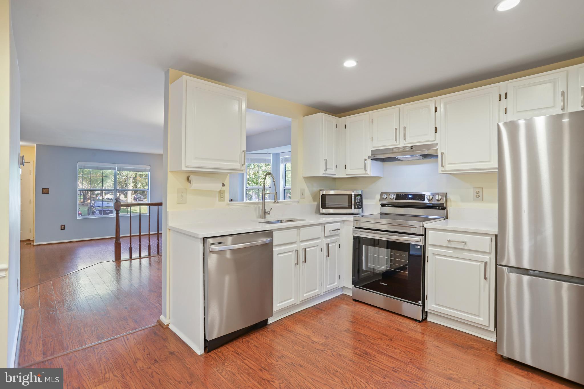 GUNNERS LAKE VILLAGE - Residential