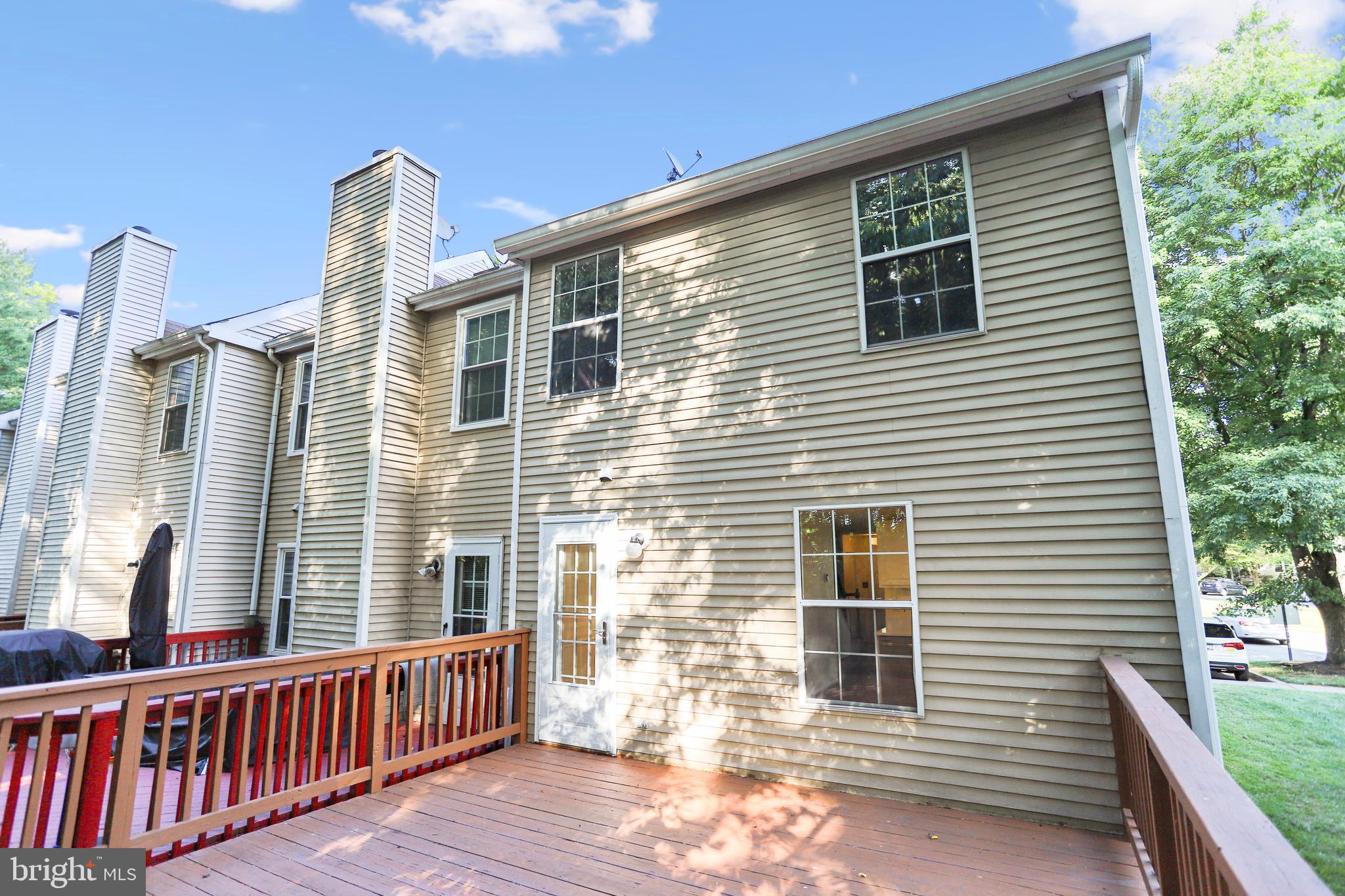 GUNNERS LAKE VILLAGE - Residential