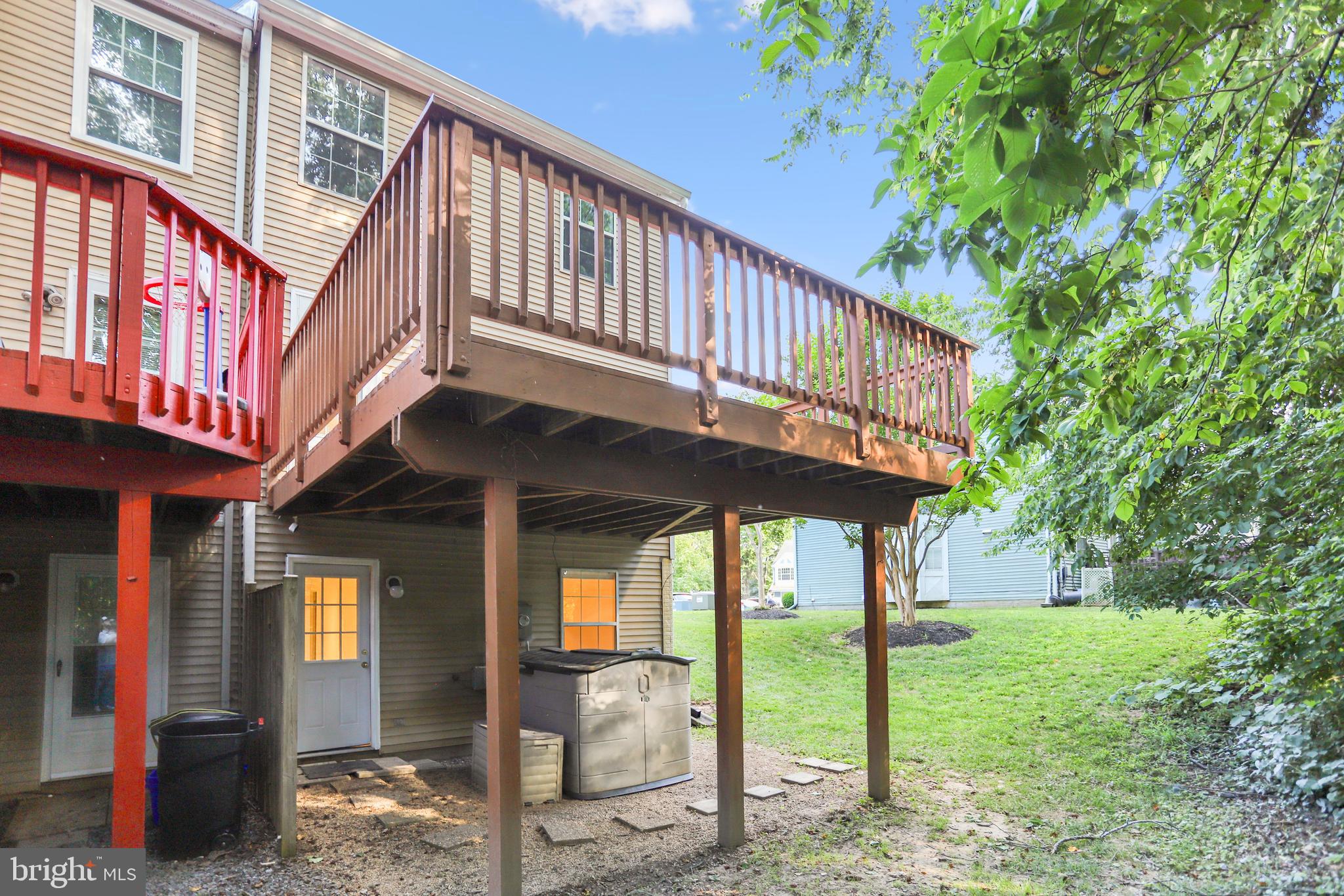 GUNNERS LAKE VILLAGE - Residential