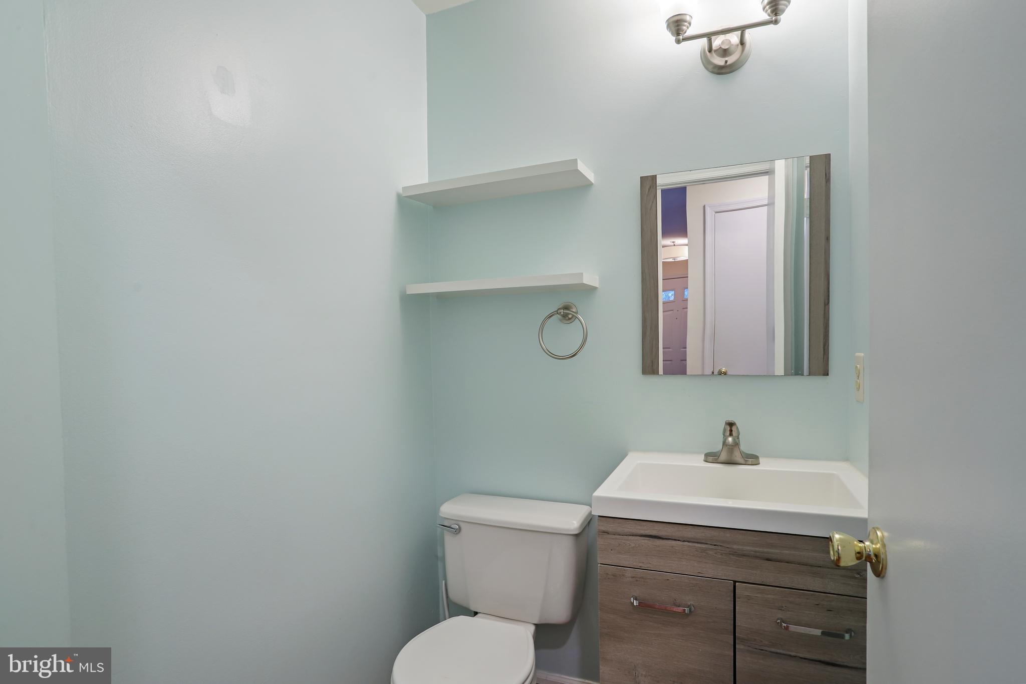 GUNNERS LAKE VILLAGE - Residential