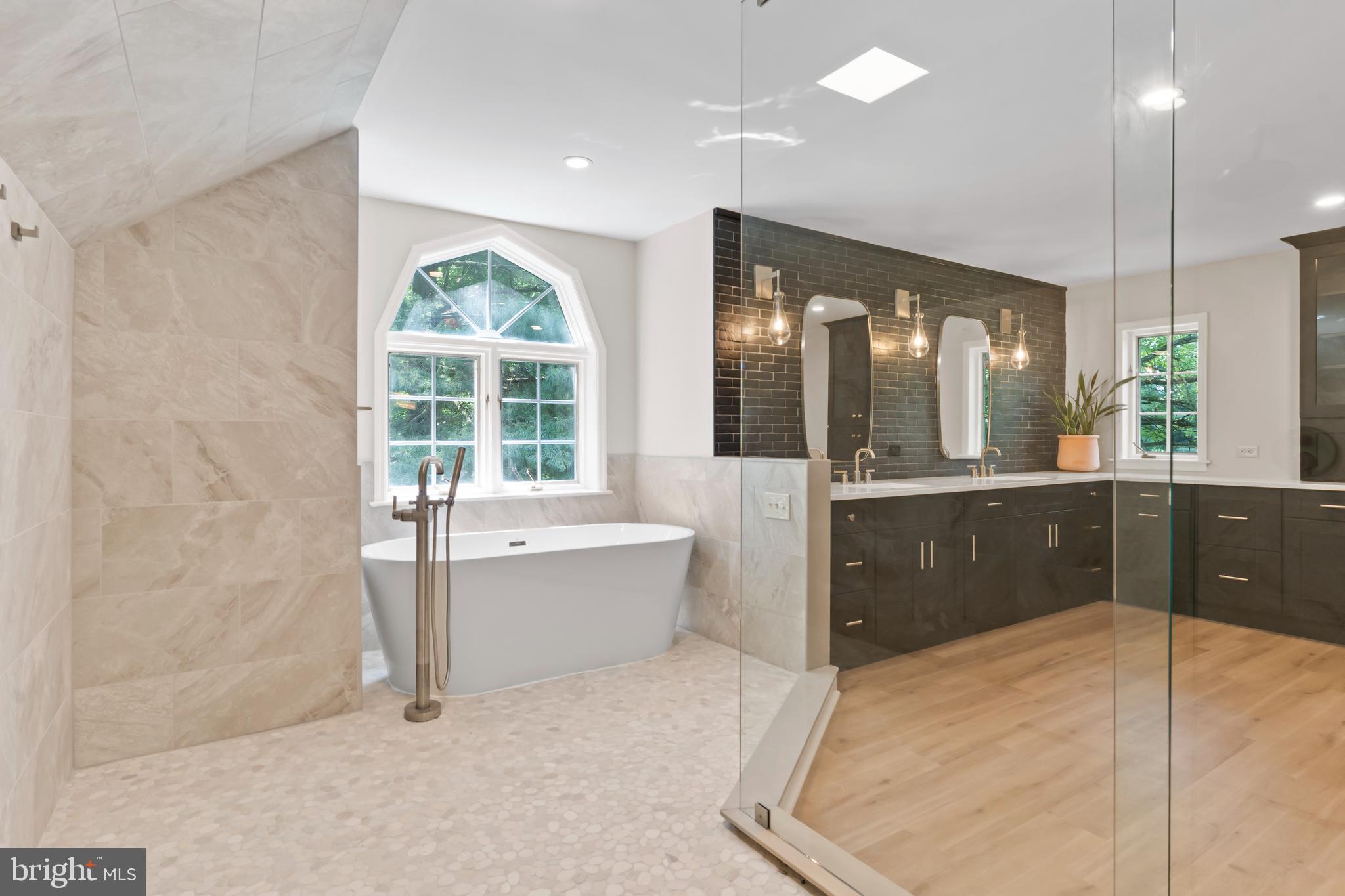 PHEASANT RUN - Residential