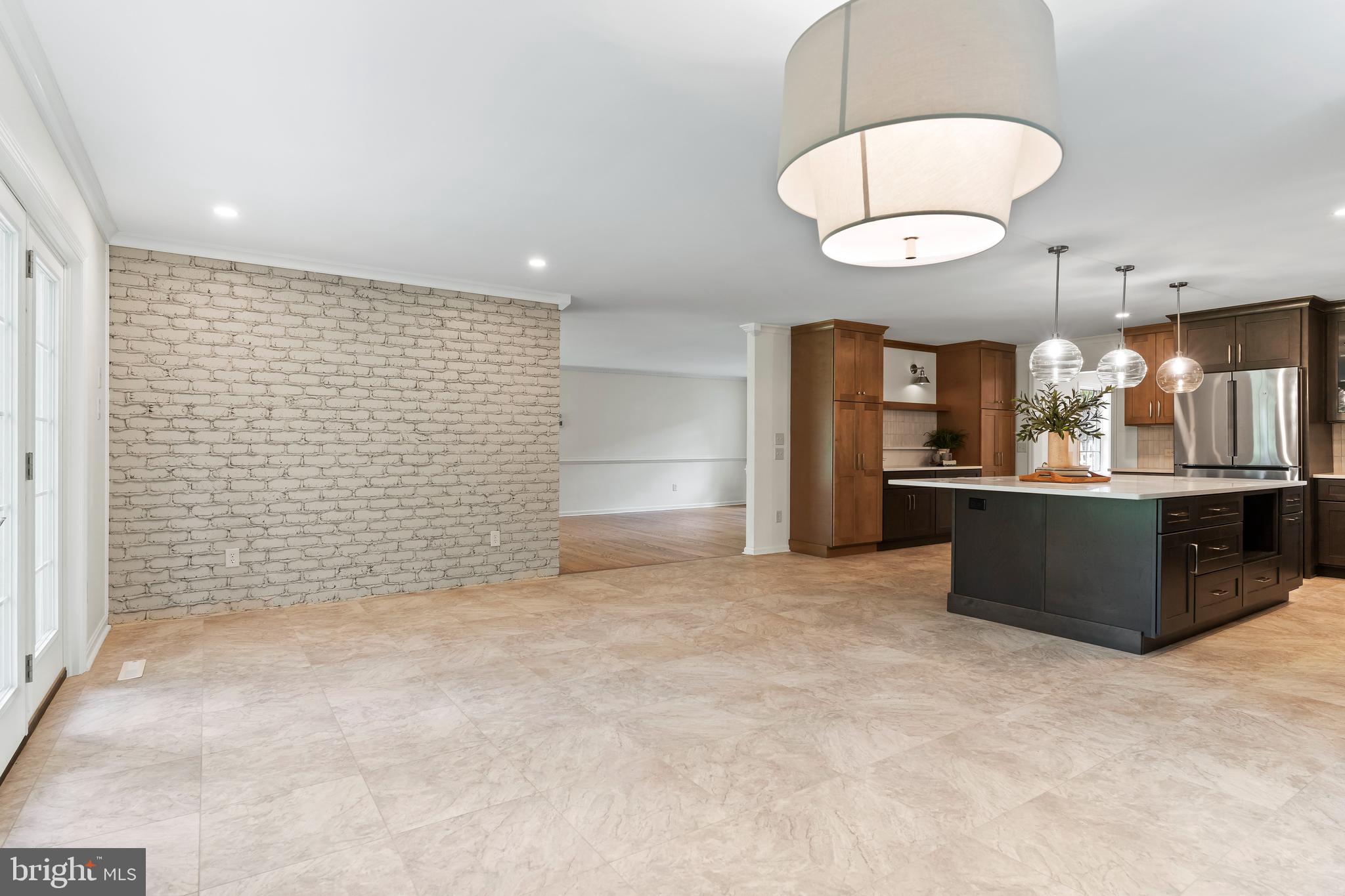 PHEASANT RUN - Residential