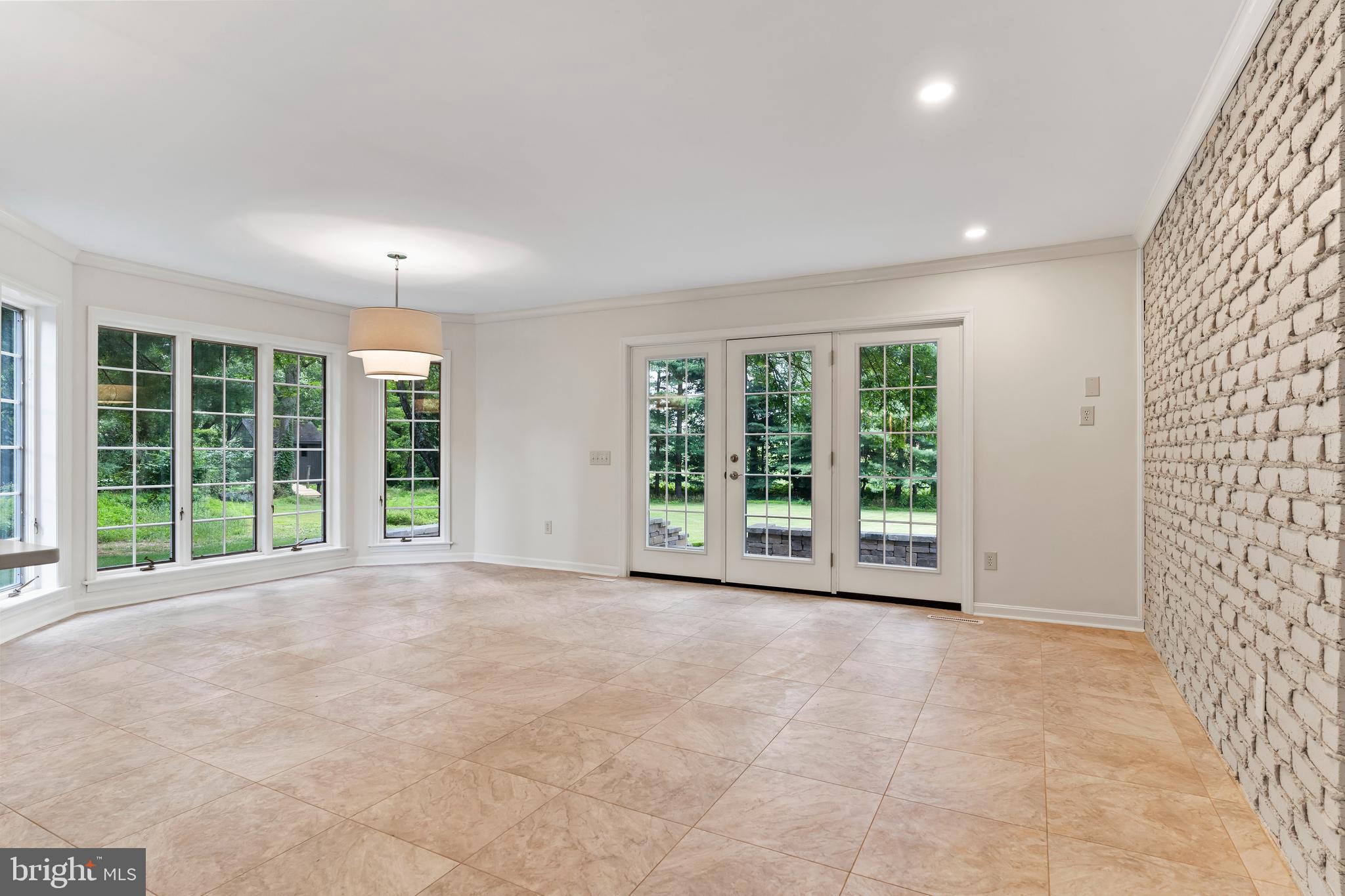 PHEASANT RUN - Residential