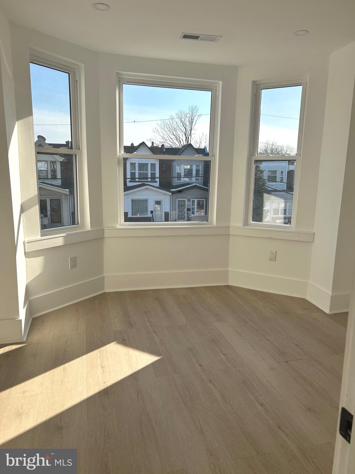 COBBS CREEK - Residential Income