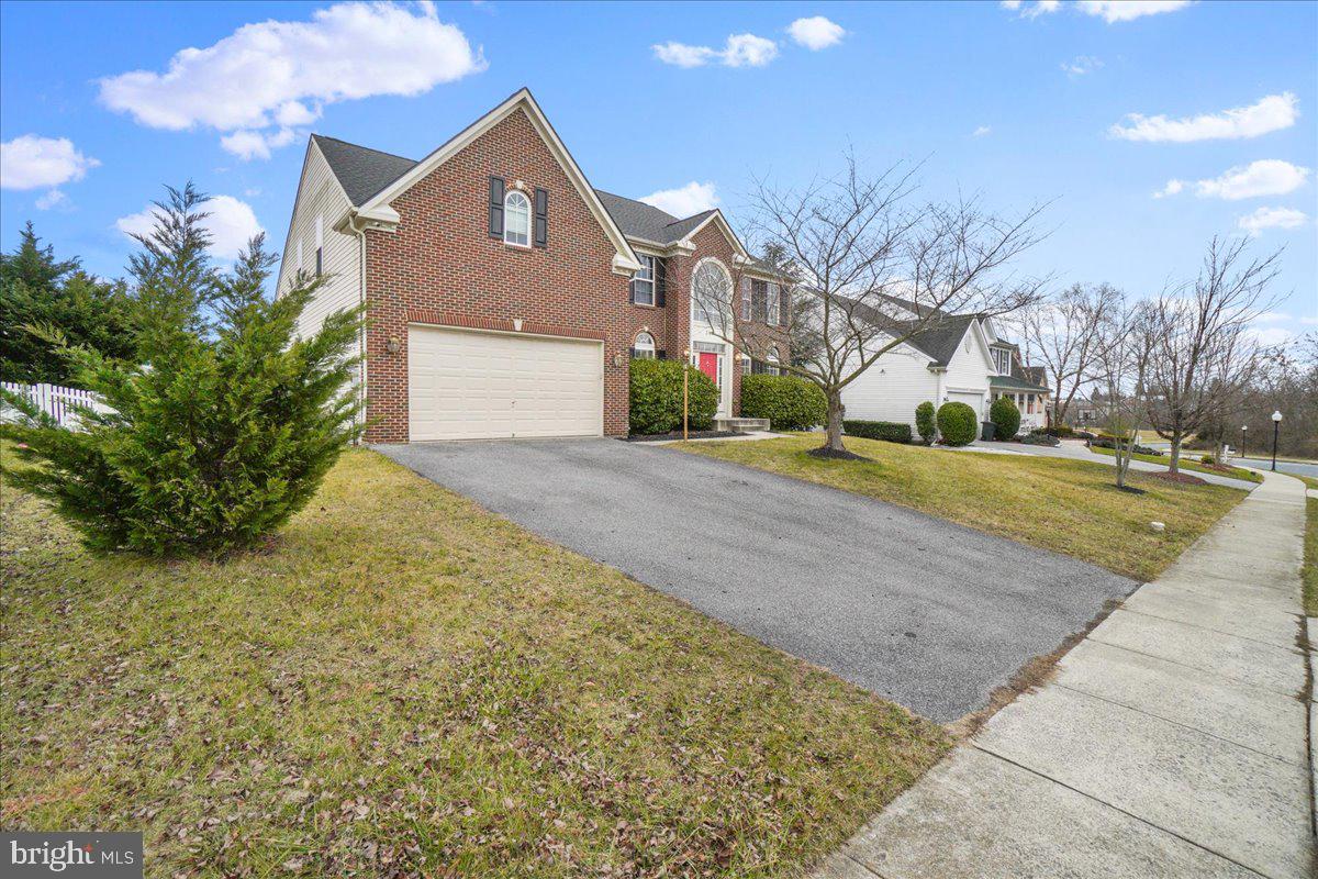 BROOKFIELD - Residential
