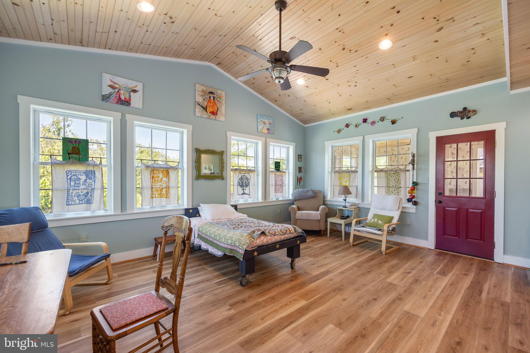 ASHBY MT. JACKSON - Residential