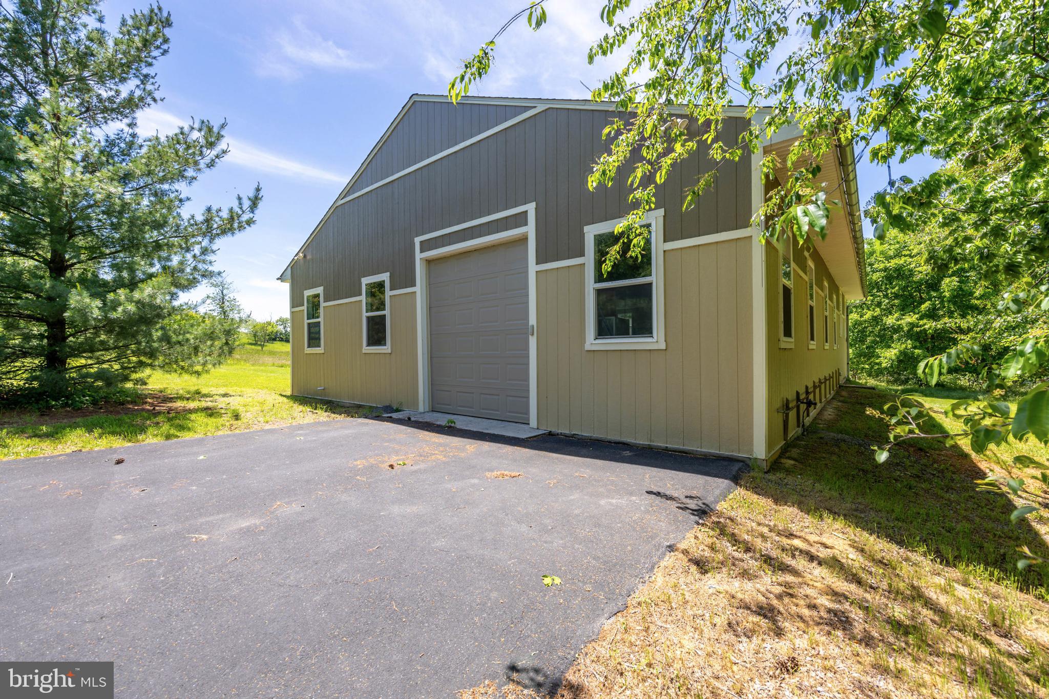 ASHBY MT. JACKSON - Residential