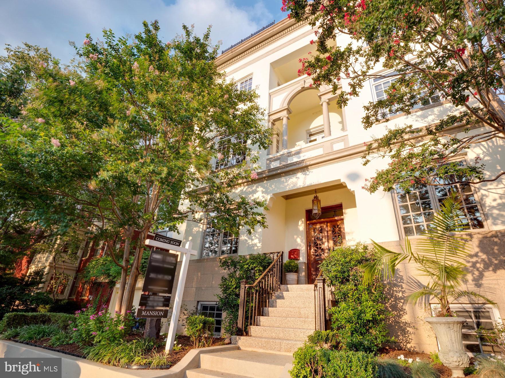 LOGAN CIRCLE - Residential
