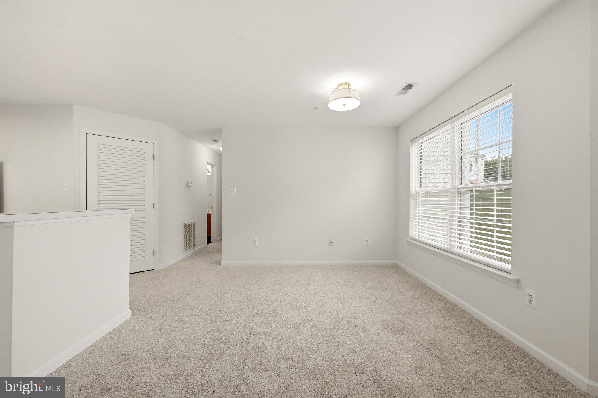 POTOMAC RIDGE - Residential