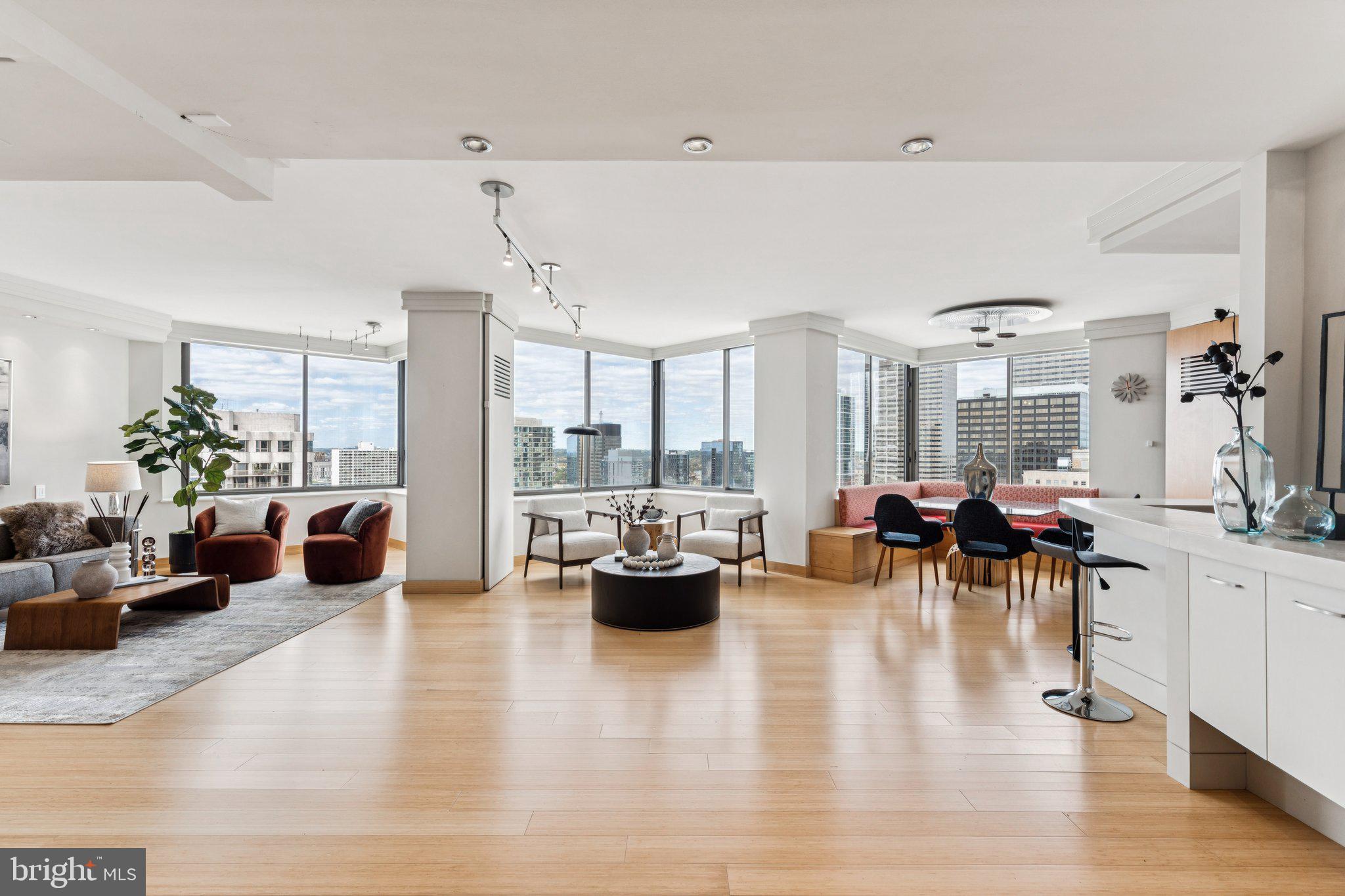 RITTENHOUSE SQUARE - Residential