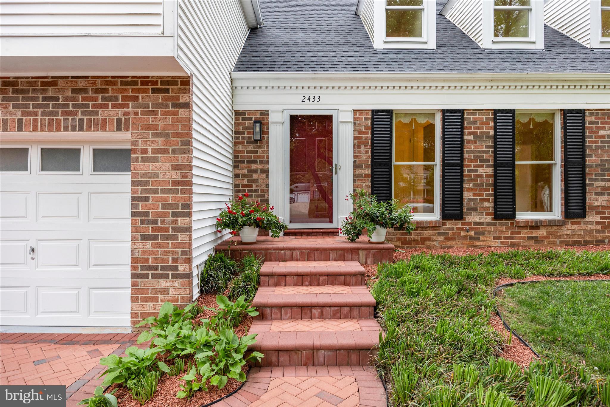 ORCHARD RIDGE - Residential