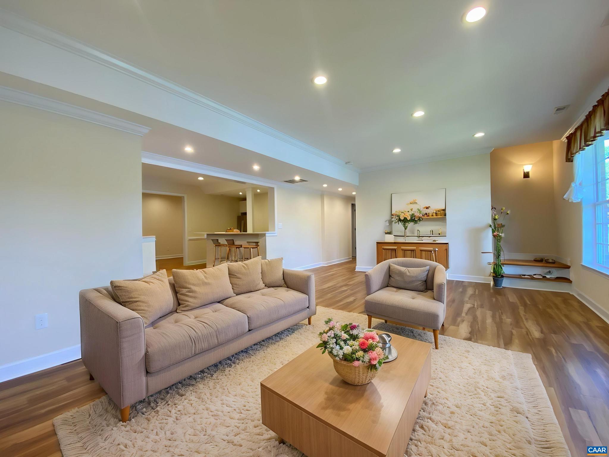 SPRING CREEK - Residential