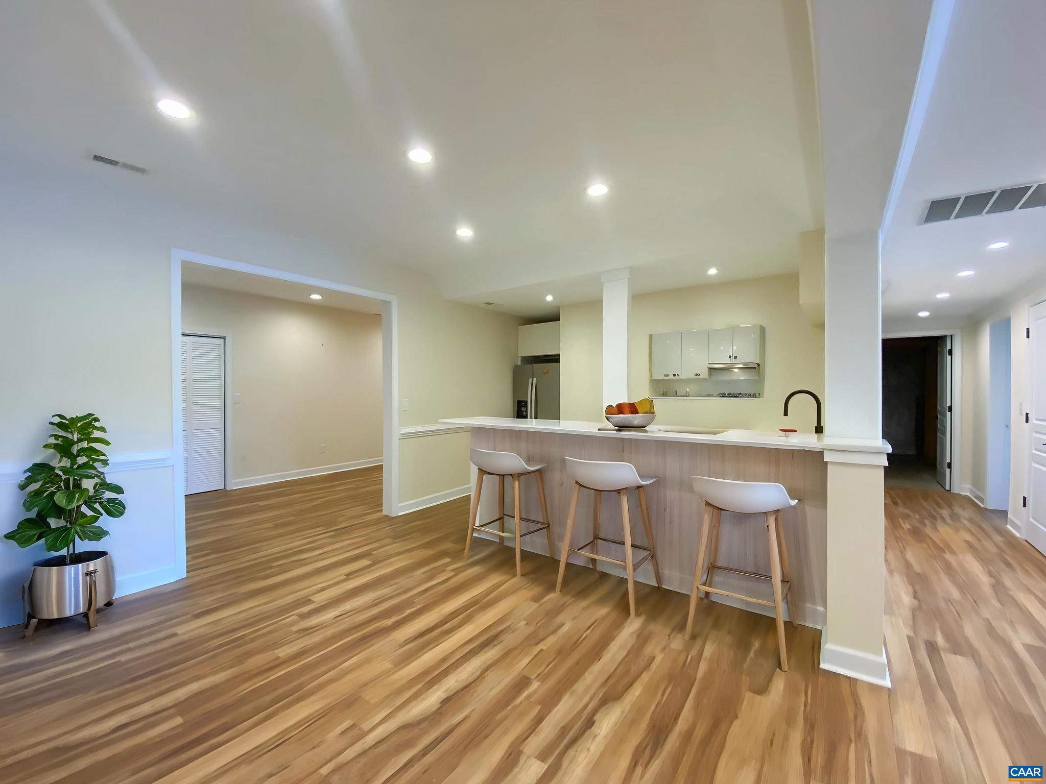 SPRING CREEK - Residential