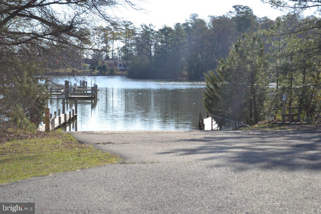 GLEBE HARBOR - Land