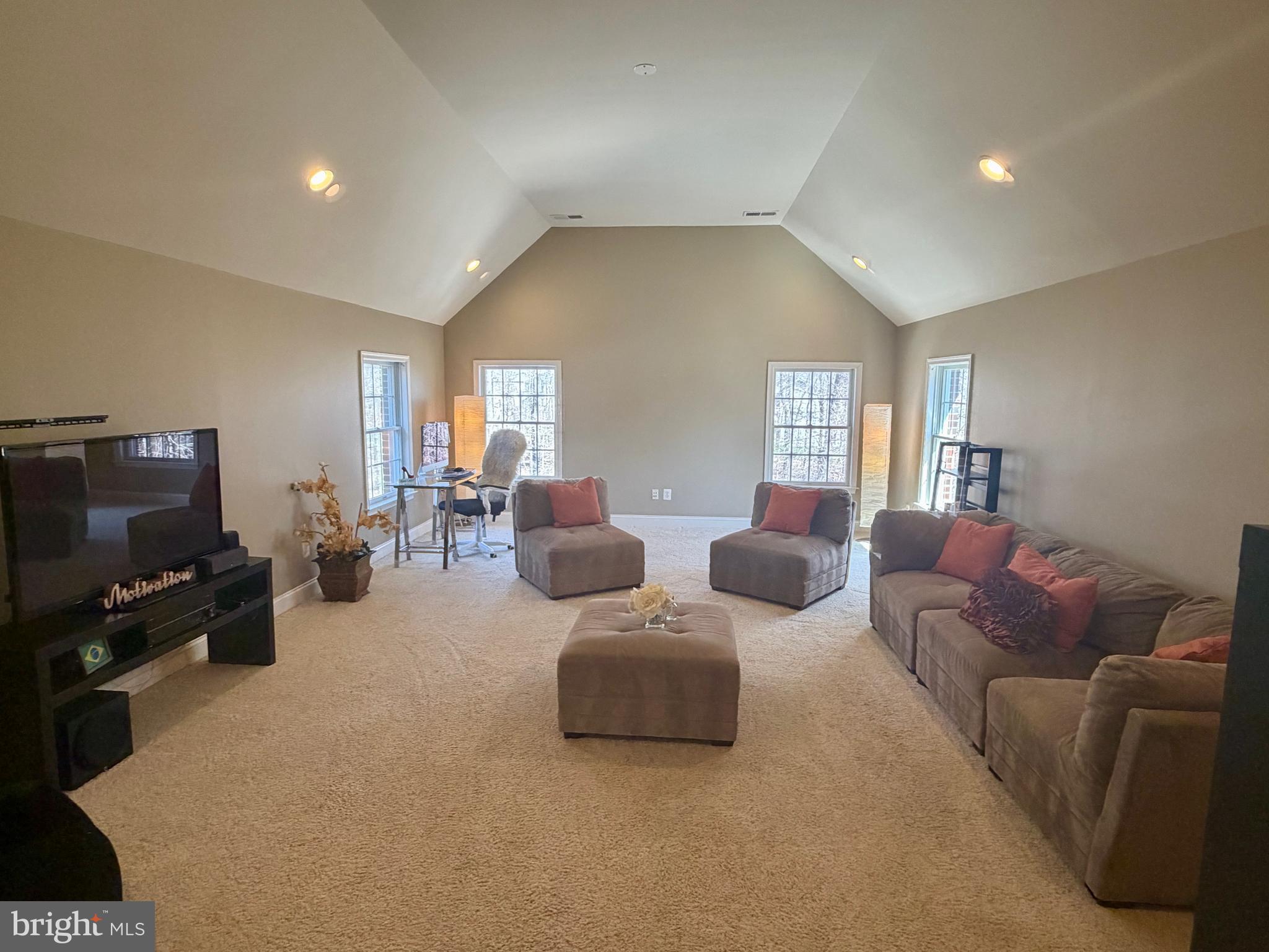 DOMINION VALLEY COUNTRY CLUB - Residential