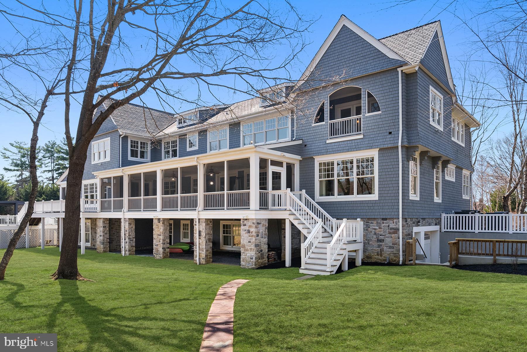WIMBLEDON FARMS - Residential