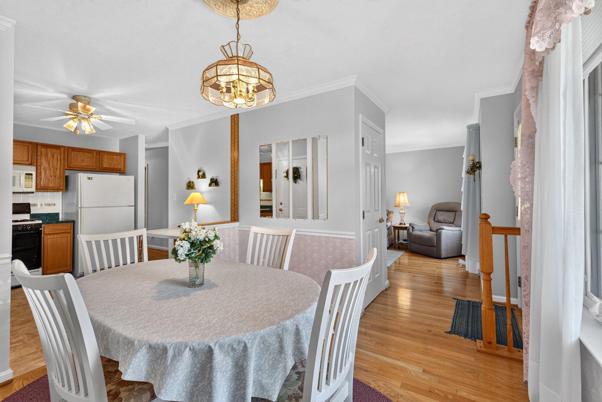 BEACHWOOD ESTATES - Residential