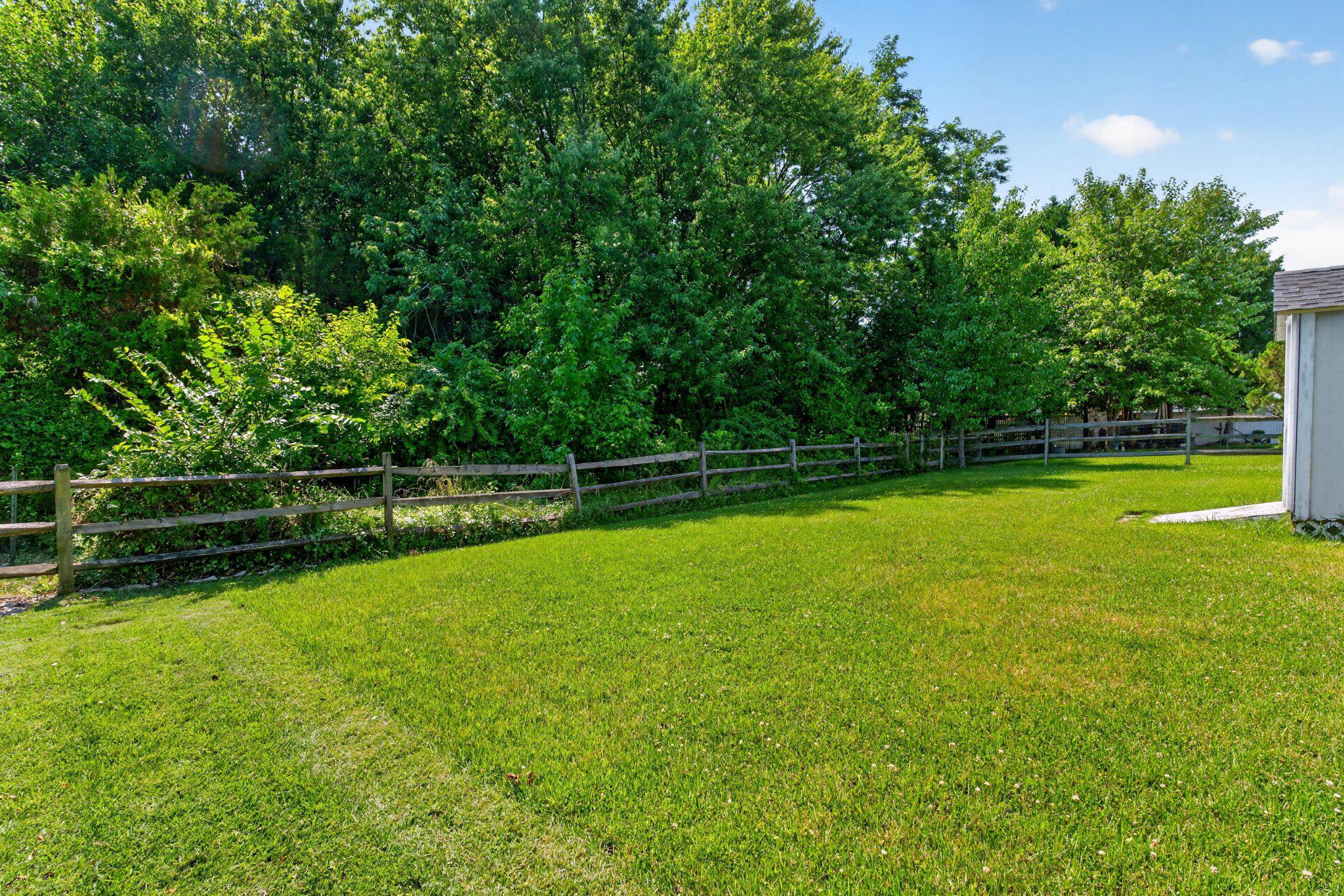BEACHWOOD ESTATES - Residential