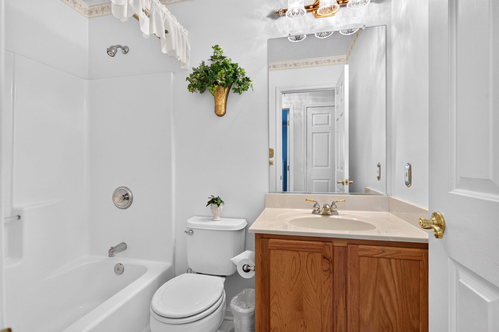 BEACHWOOD ESTATES - Residential