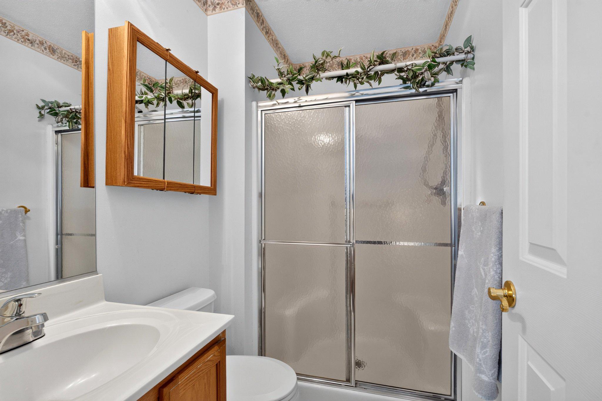 BEACHWOOD ESTATES - Residential