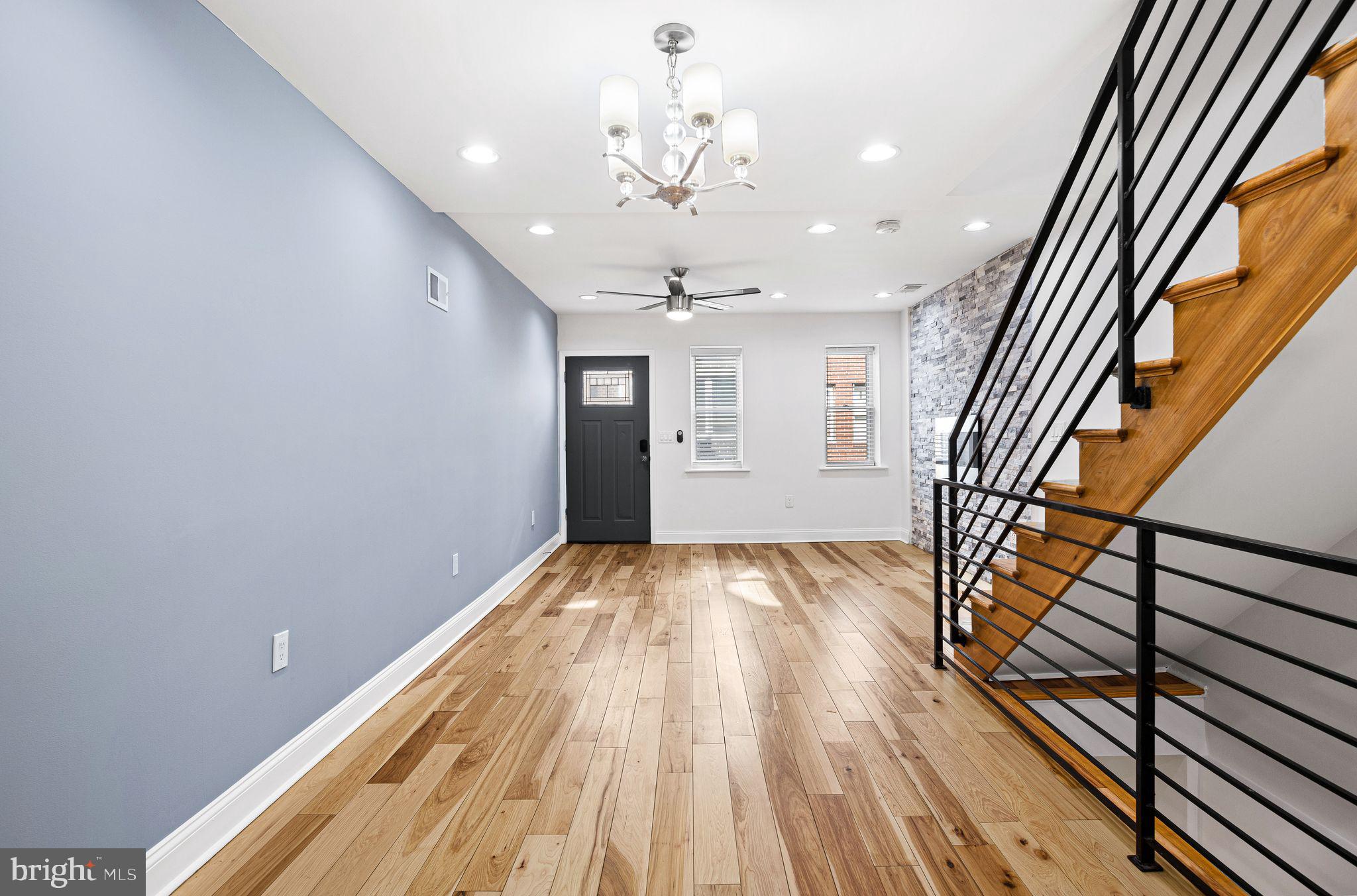 DICKINSON NARROWS - Residential