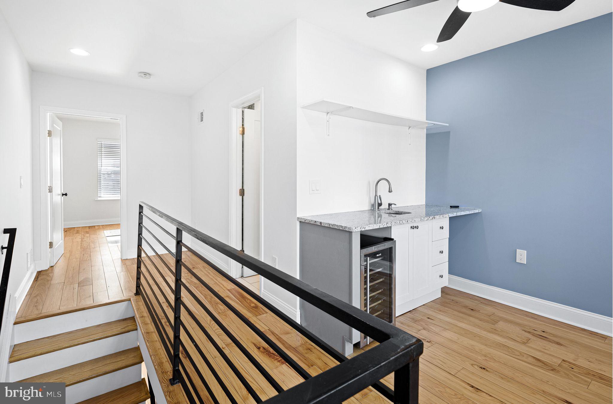 DICKINSON NARROWS - Residential