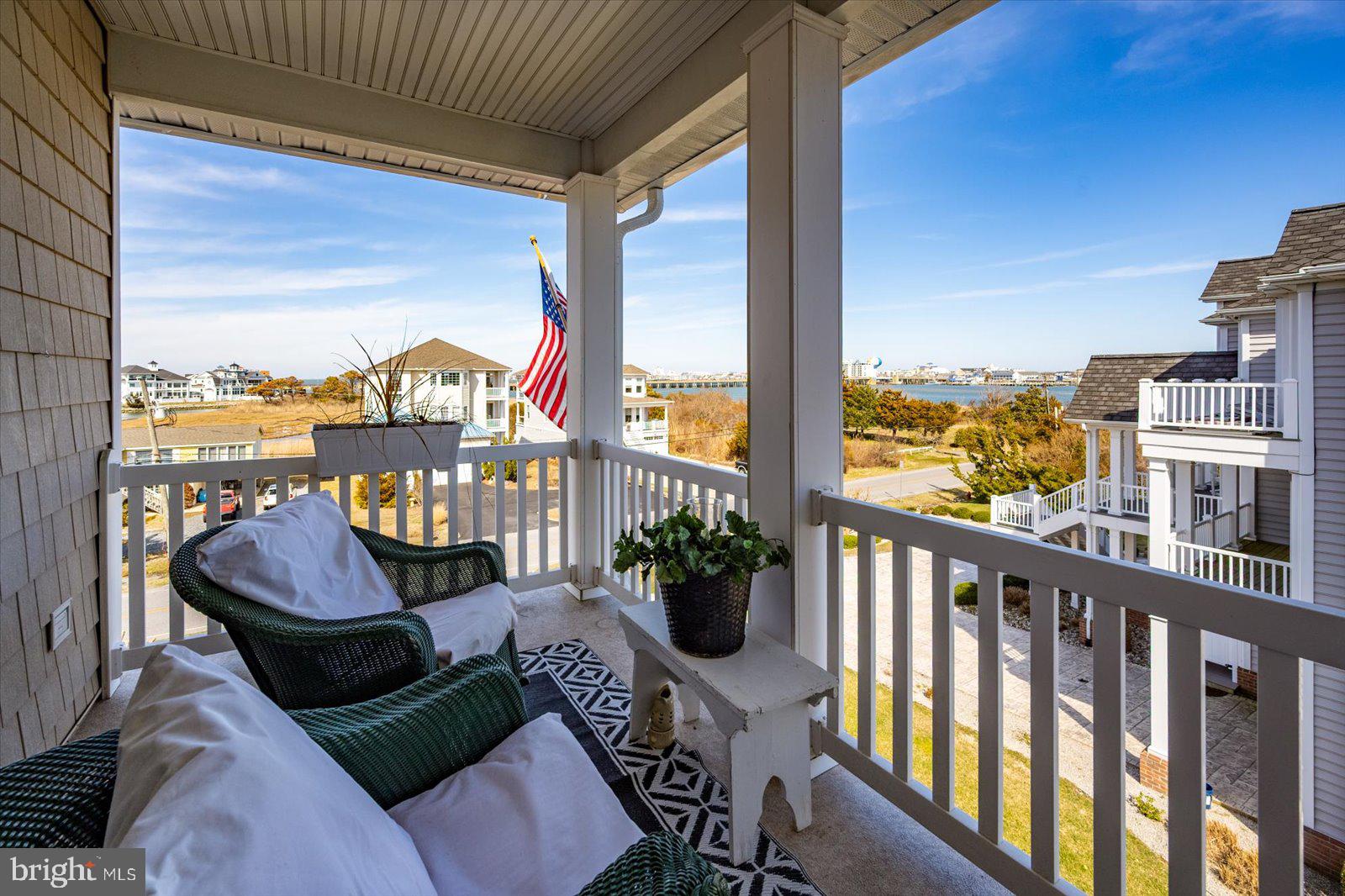 MARTHAS LANDING - Residential