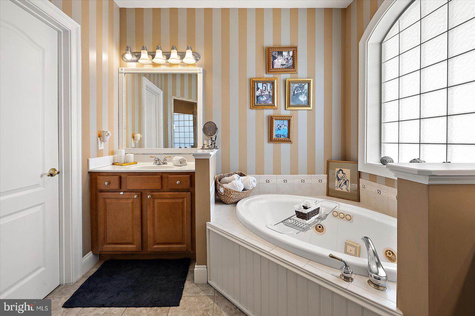 MARTHAS LANDING - Residential