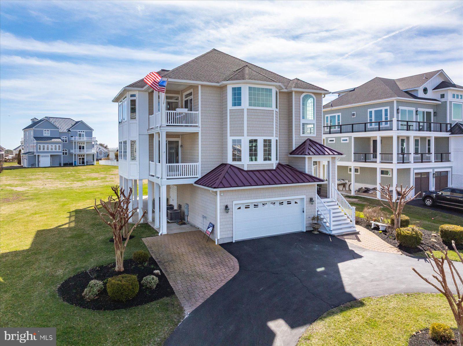 MARTHAS LANDING - Residential