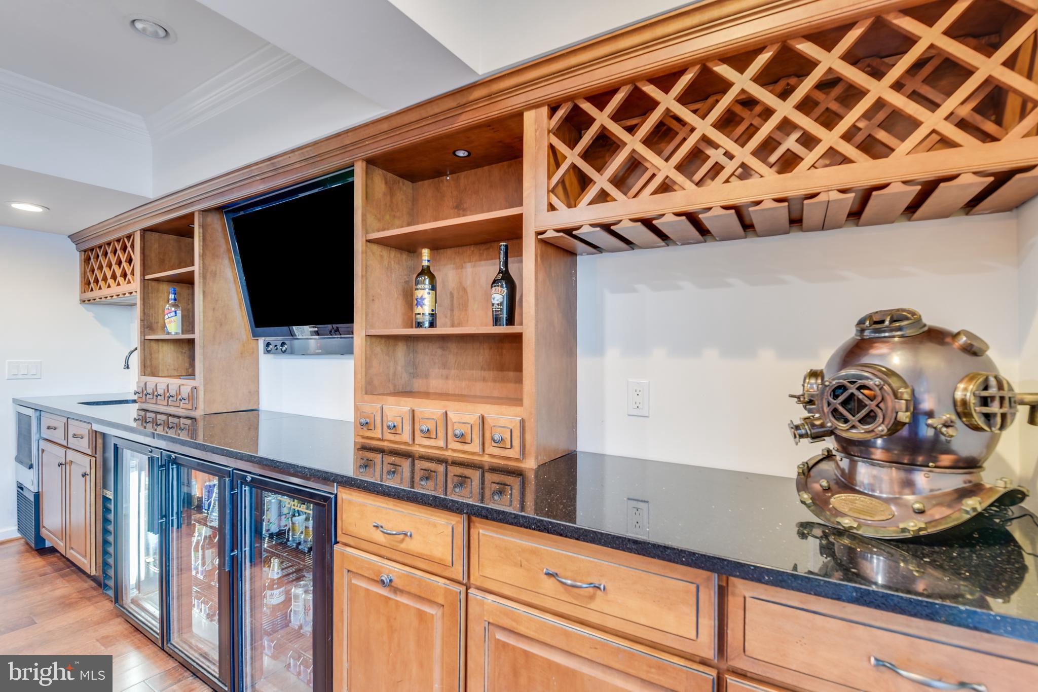 SUNRISE BEACH - Residential