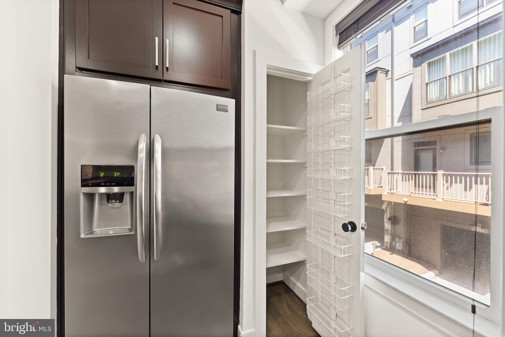 MOSAIC AT MERRIFIELD - Residential
