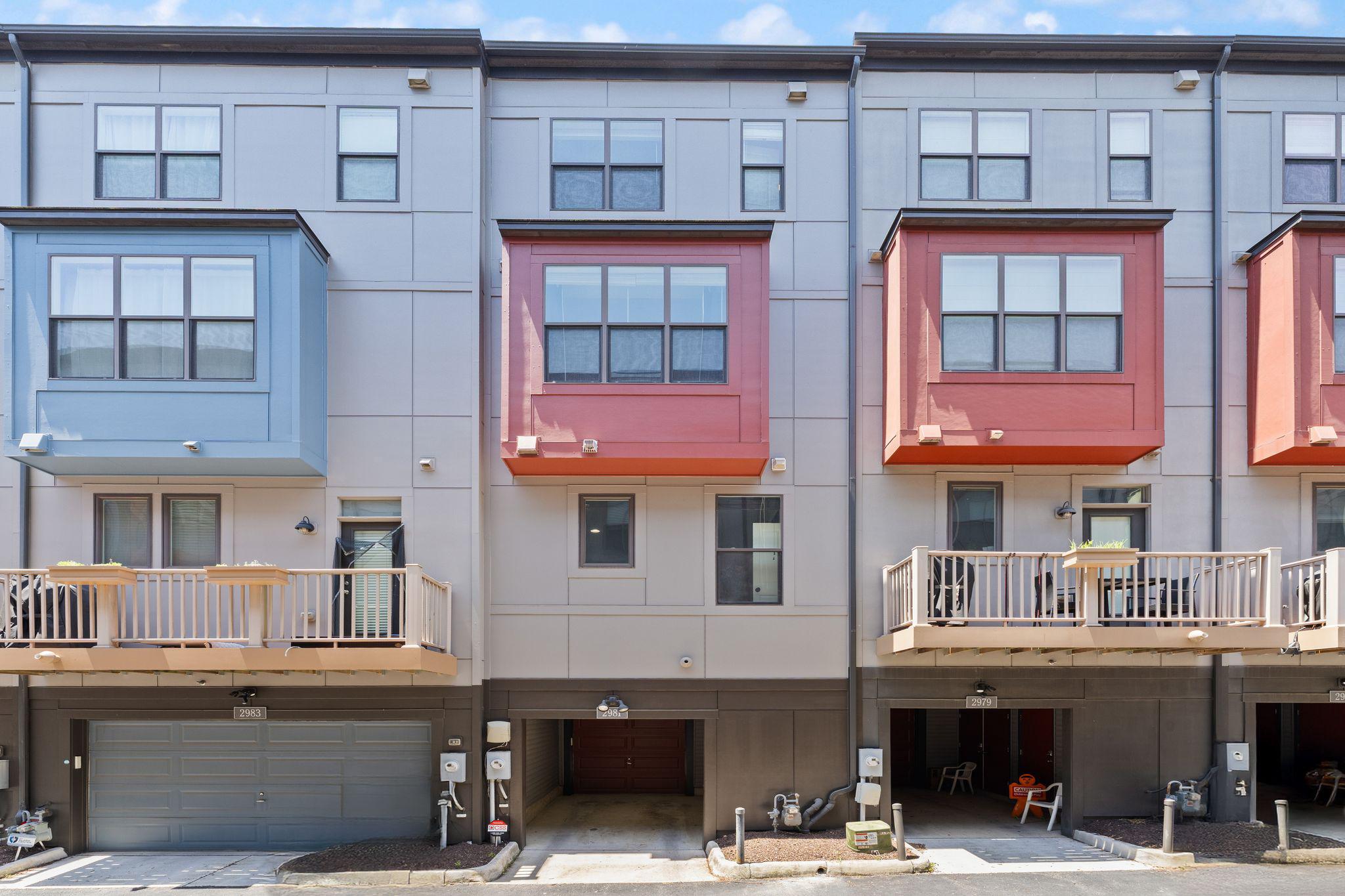 MOSAIC AT MERRIFIELD - Residential